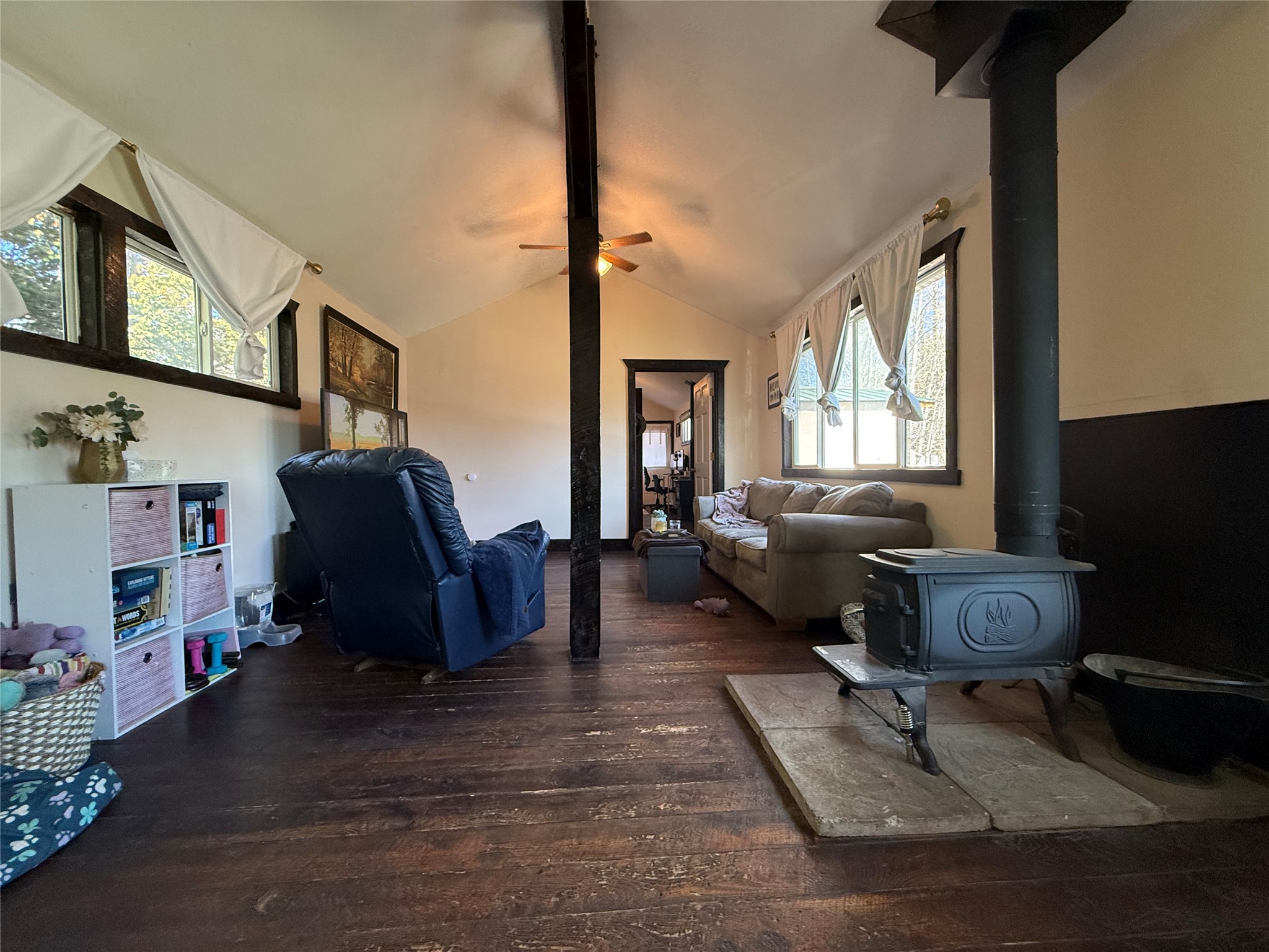 115 Percival Path Property Photo 7