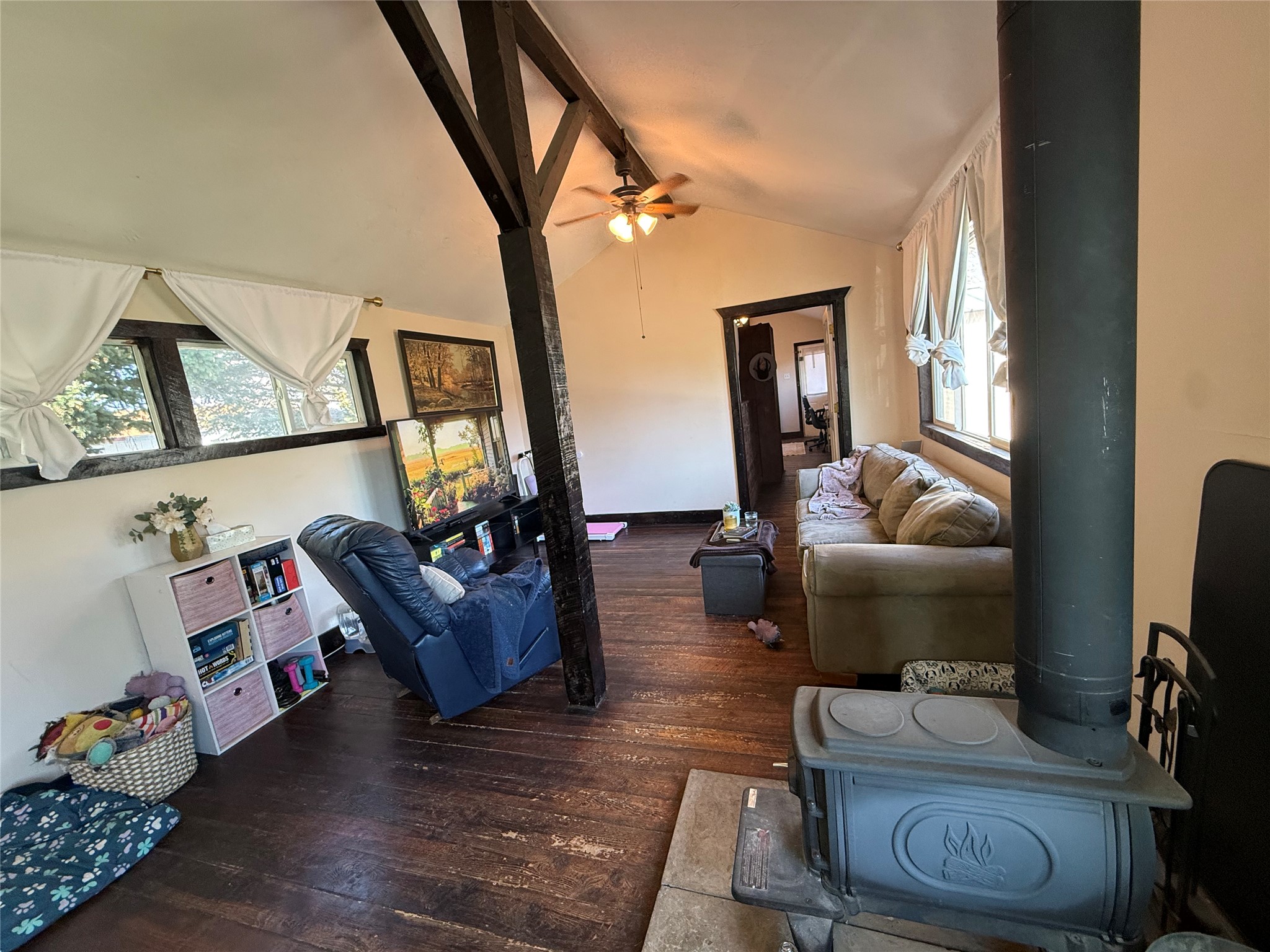 115 Percival Path Property Photo 8