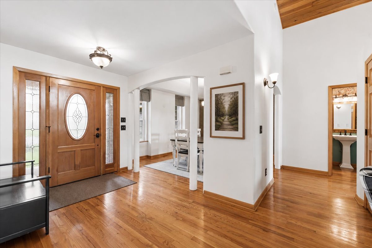 33608 Hilltop Terrace Property Photo 5