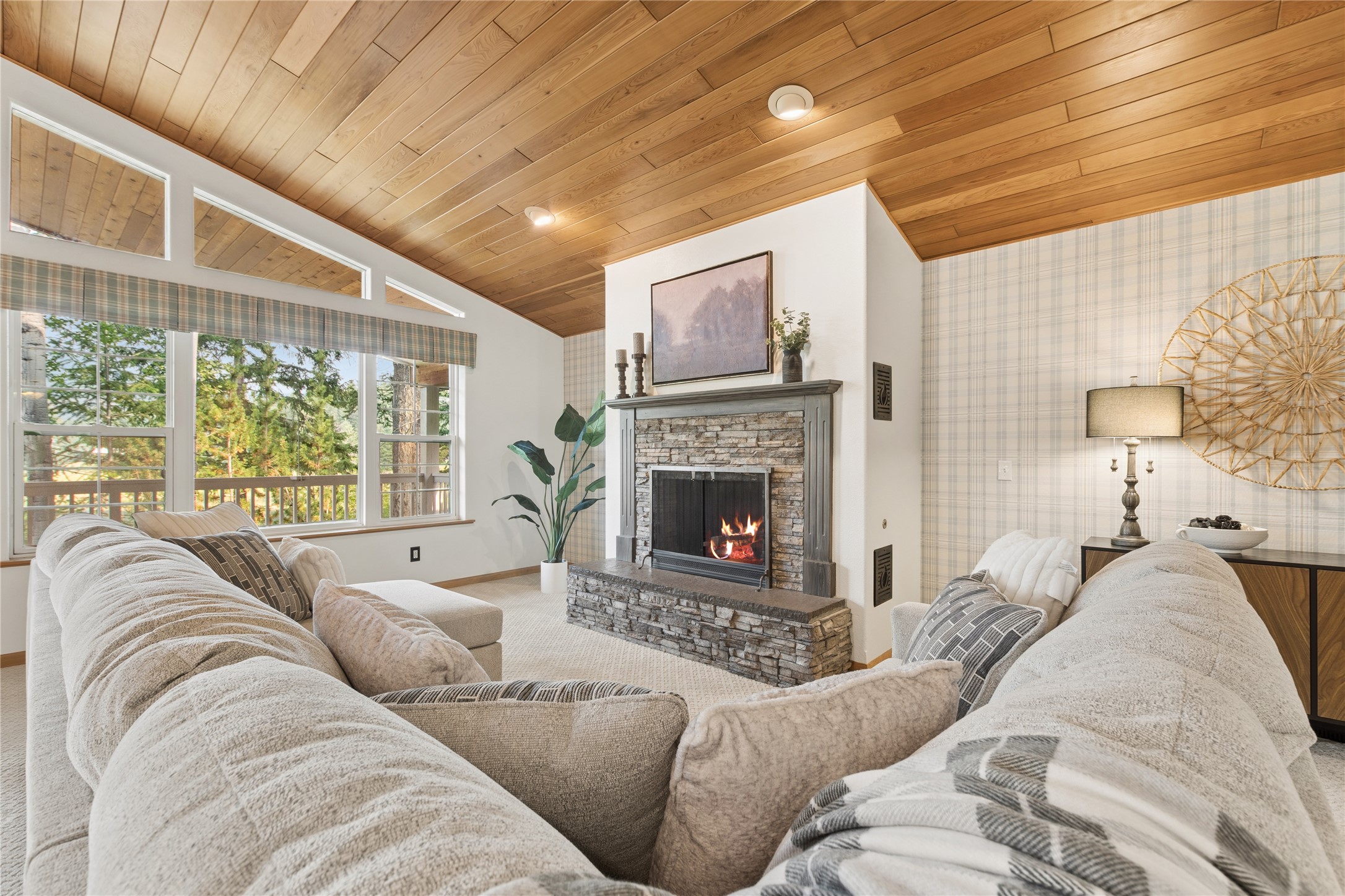33608 Hilltop Terrace Property Photo 9