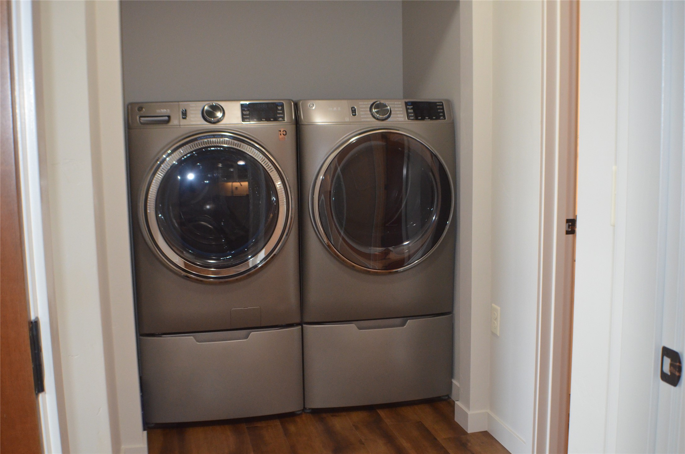 100 Woodlands Way B-307 Property Photo 10