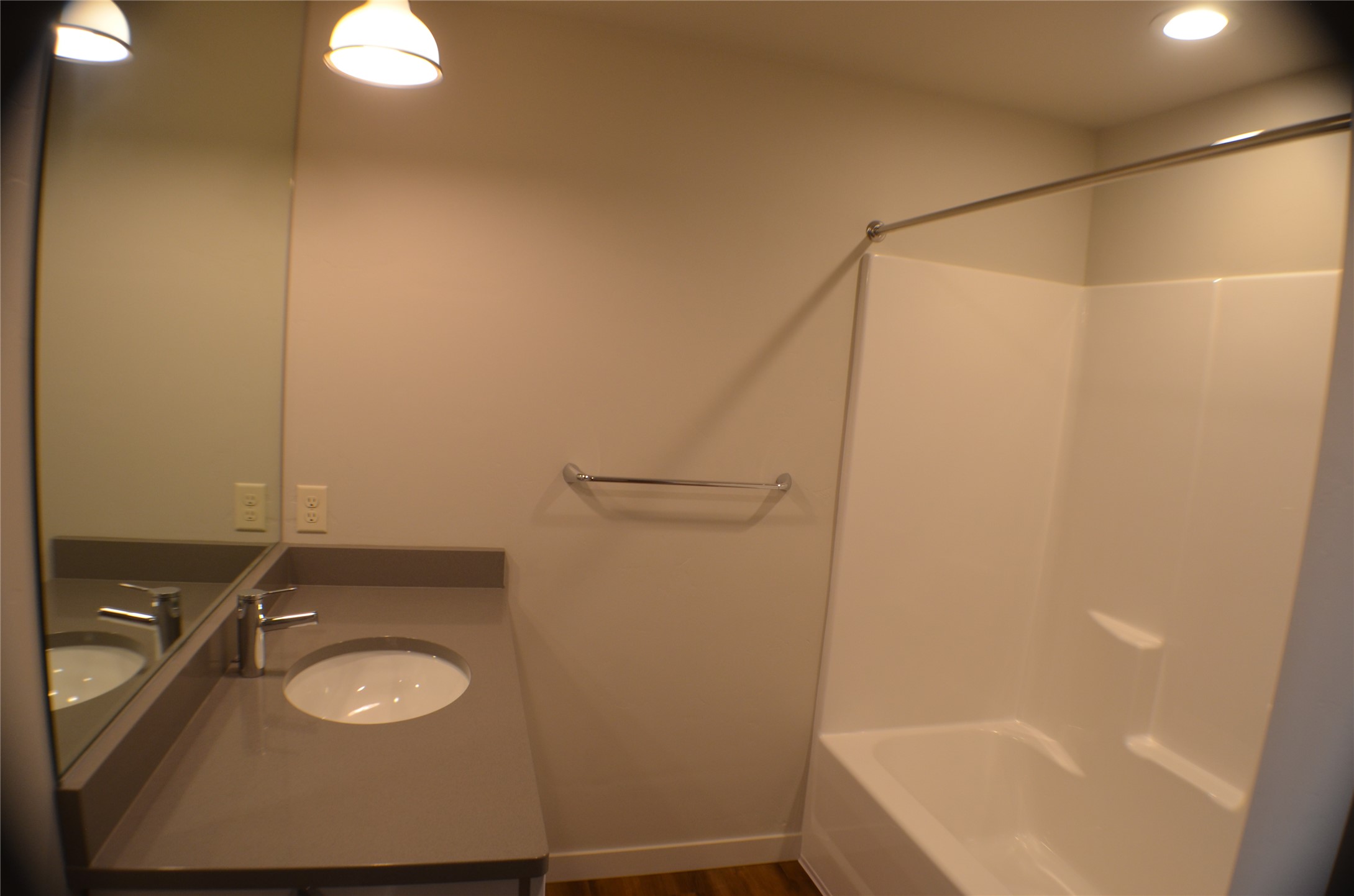 100 Woodlands Way B-307 Property Photo 11