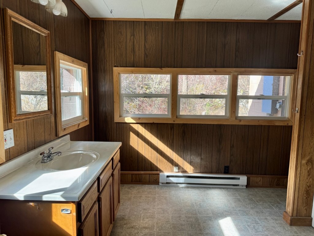 1036 Rock Creek Road Property Photo 11