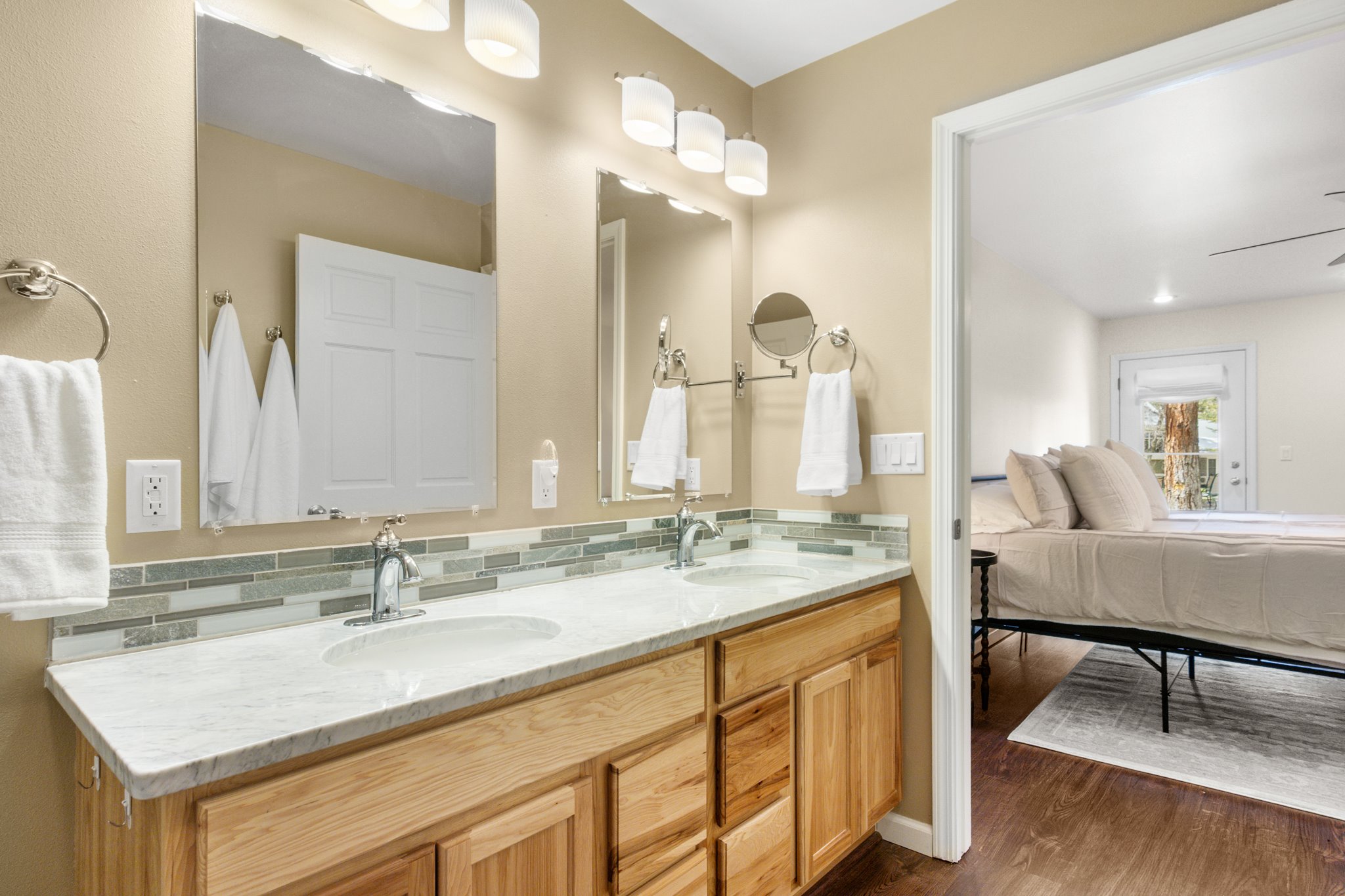 35 Stoney Brook Drive C Property Photo 19