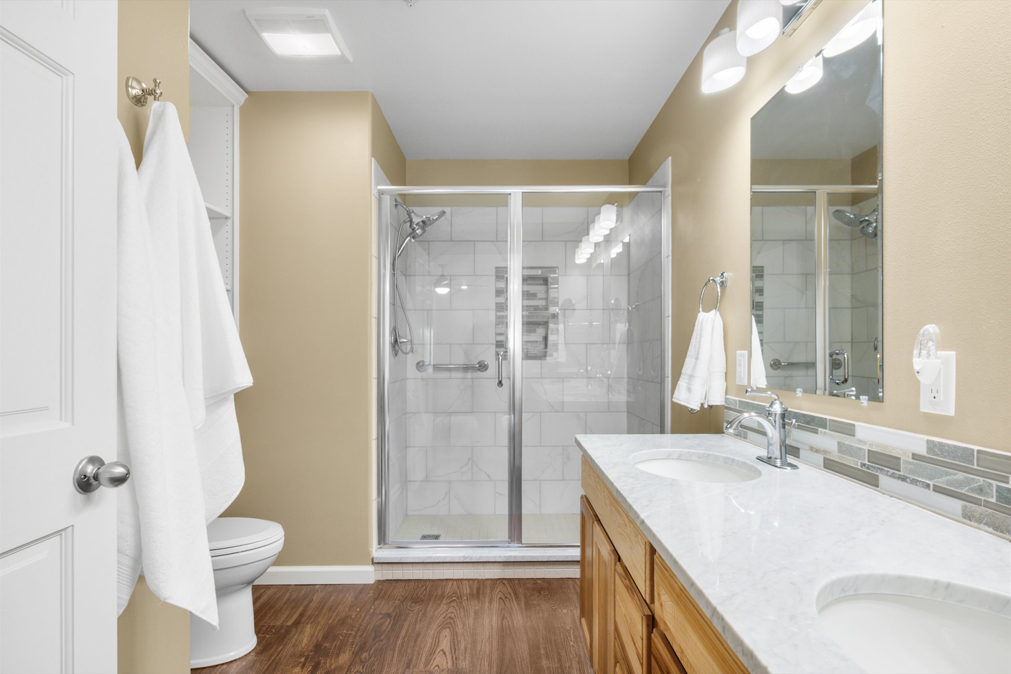 35 Stoney Brook Drive C Property Photo 22