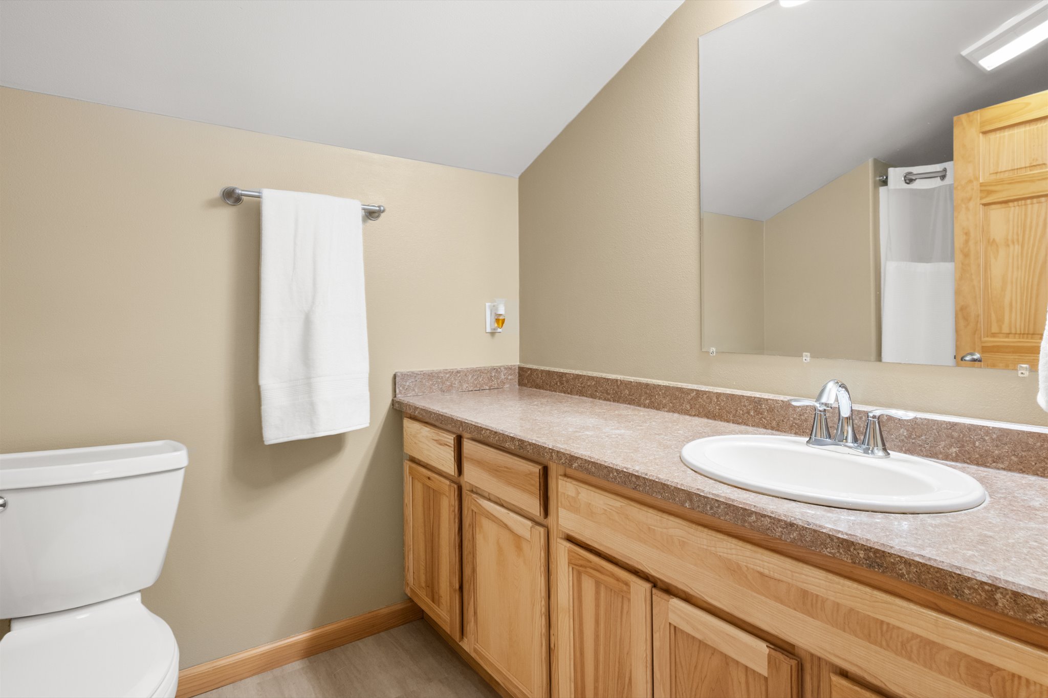35 Stoney Brook Drive C Property Photo 32