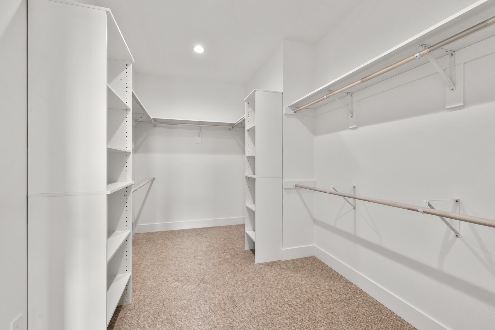 111 Freedom Way Property Photo 37