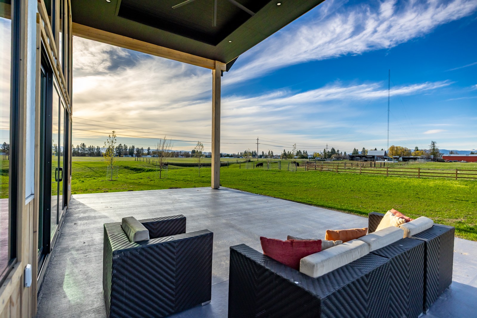 111 Freedom Way Property Photo 44