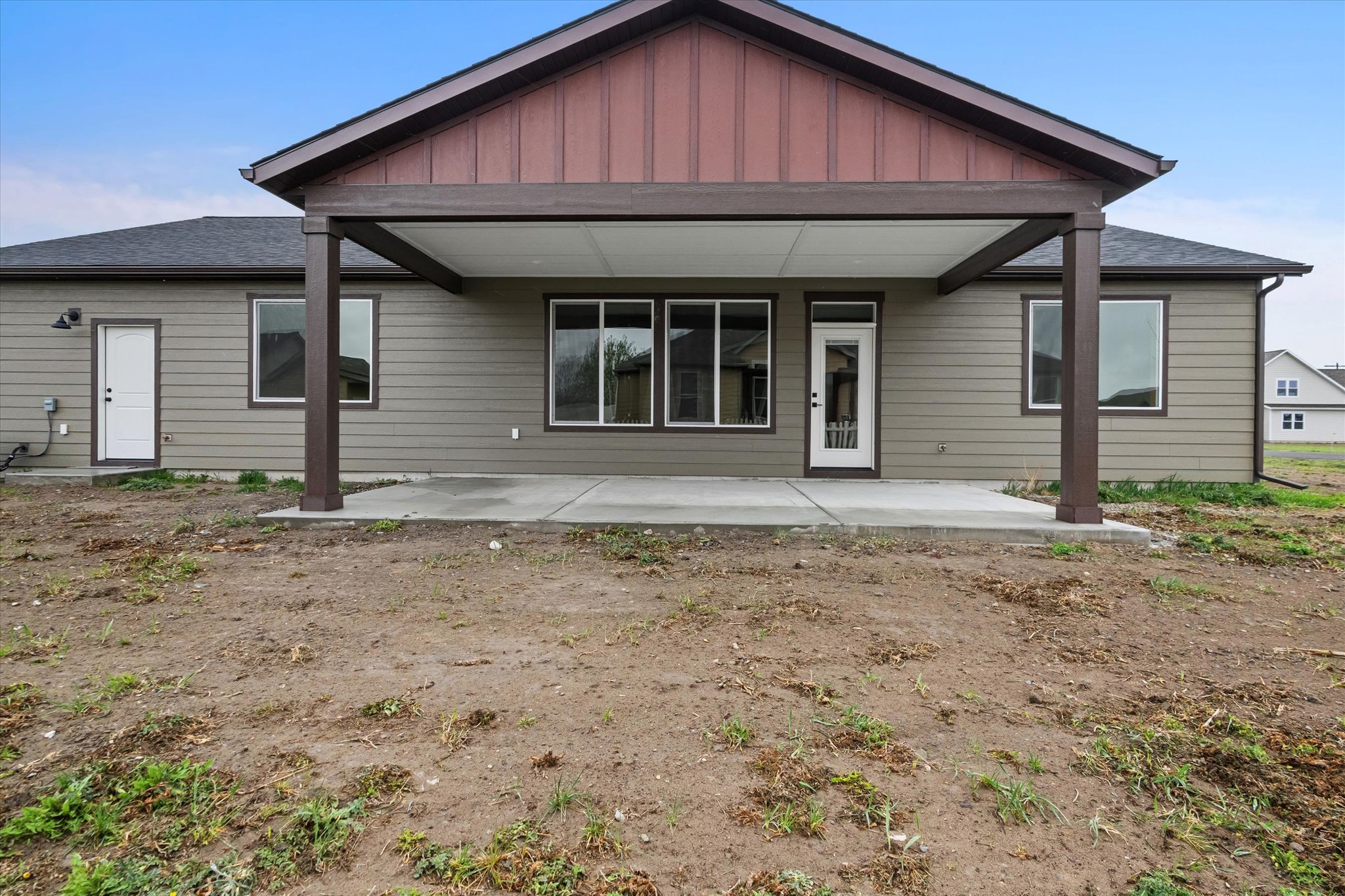 3814 Lovegrass Lane Property Photo 4
