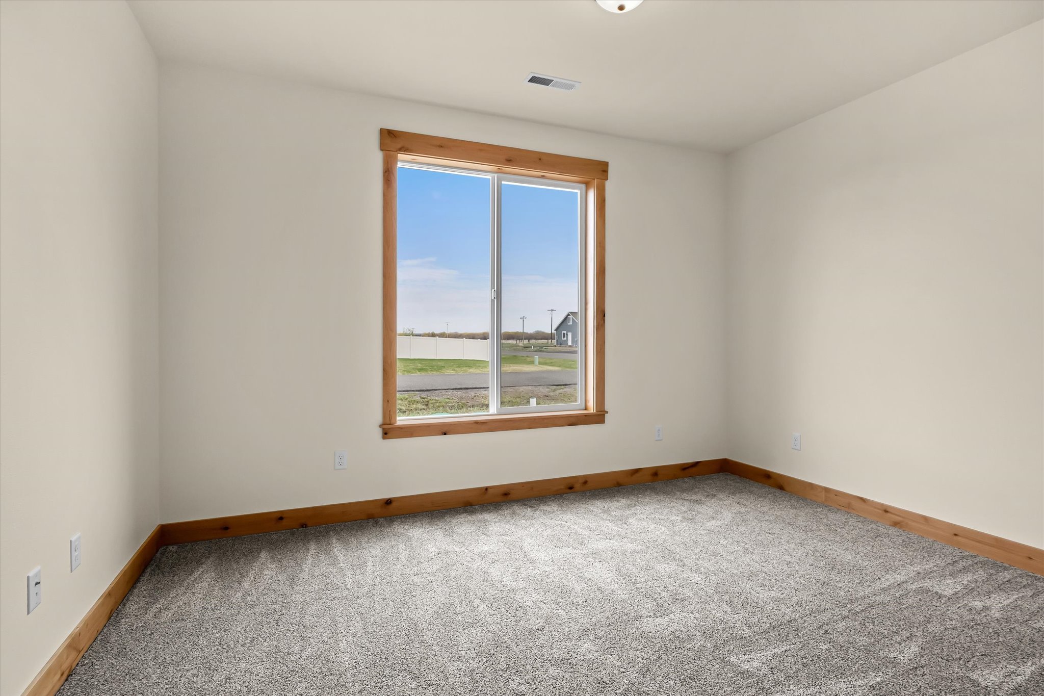 3814 Lovegrass Lane Property Photo 39