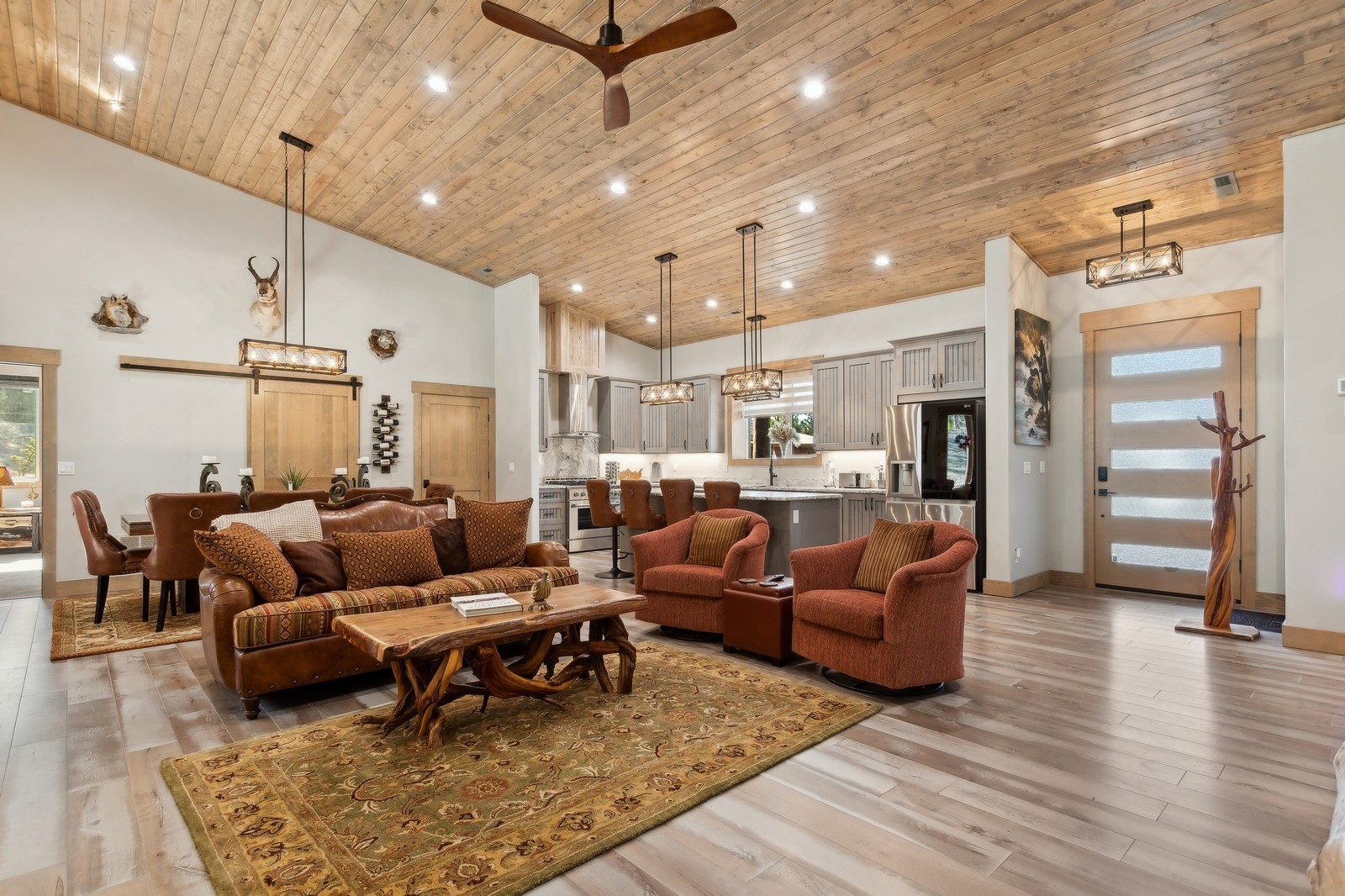 30069098 Property Photo 22