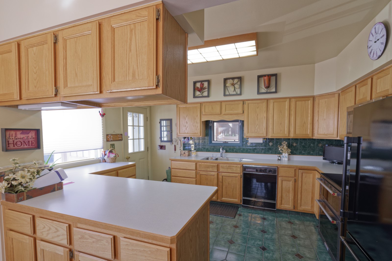 515 N Emmett Avenue Property Photo 8