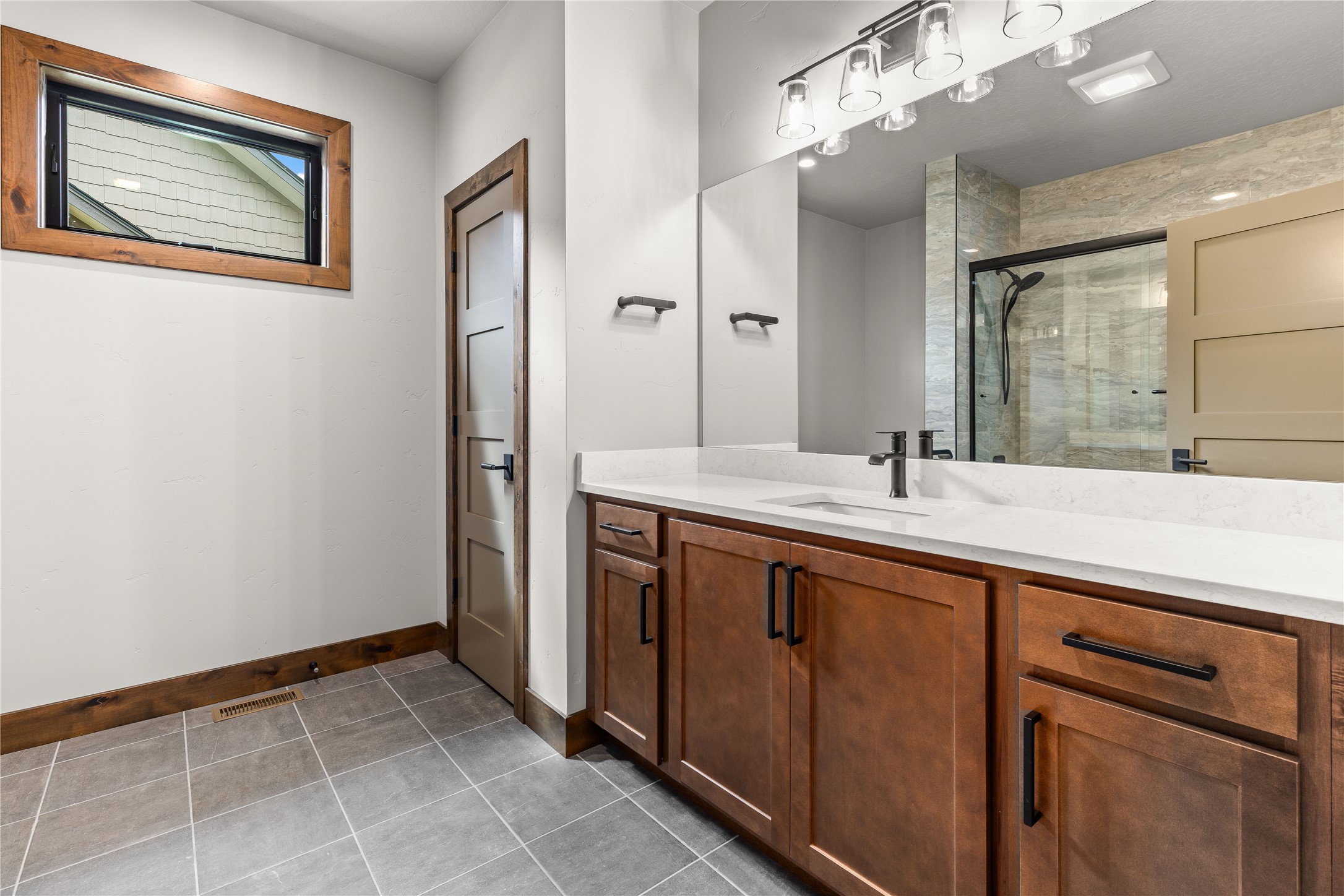 5236 Ginger Quill Road B Property Photo 32