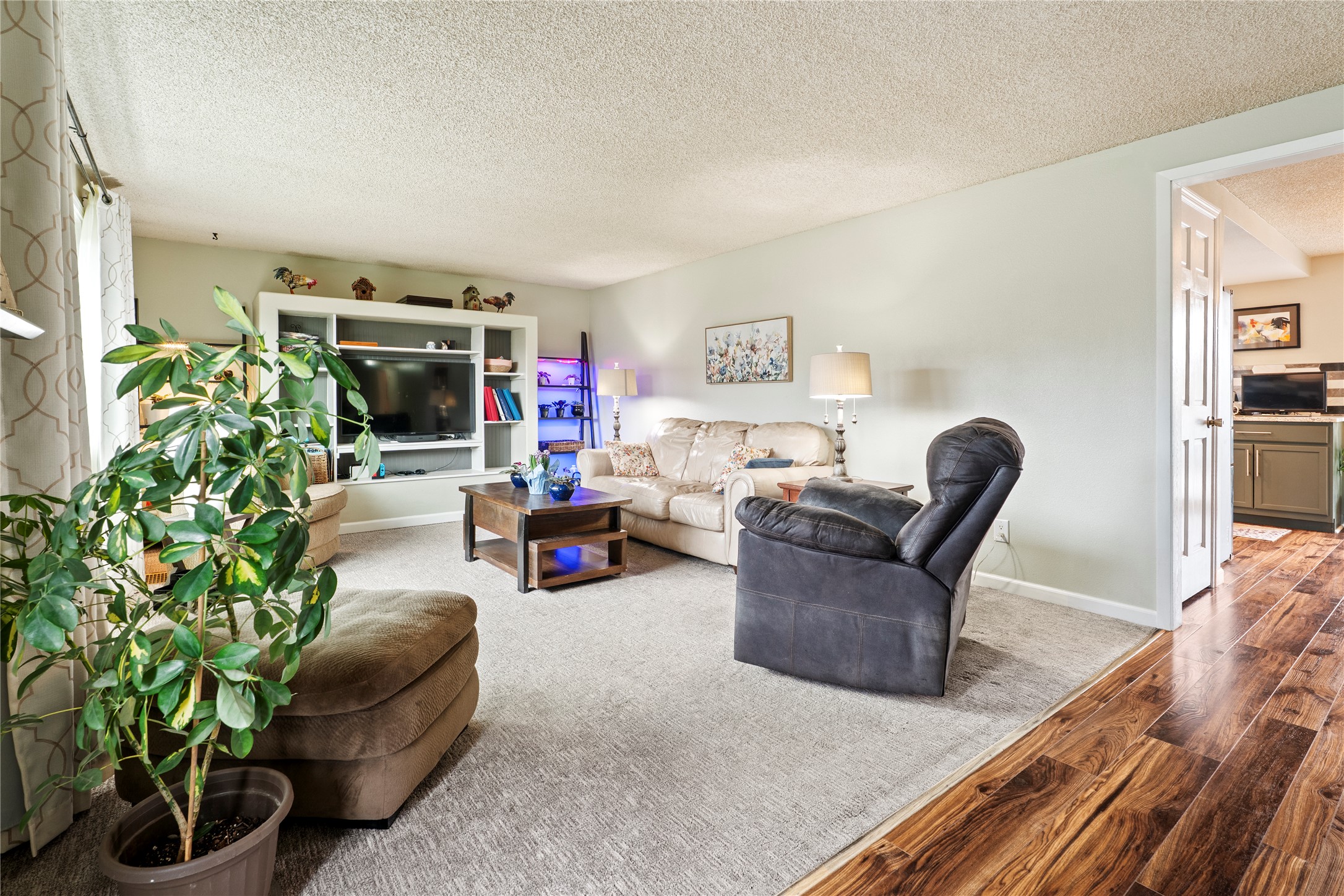 1418 Bighorn Road Property Photo 6