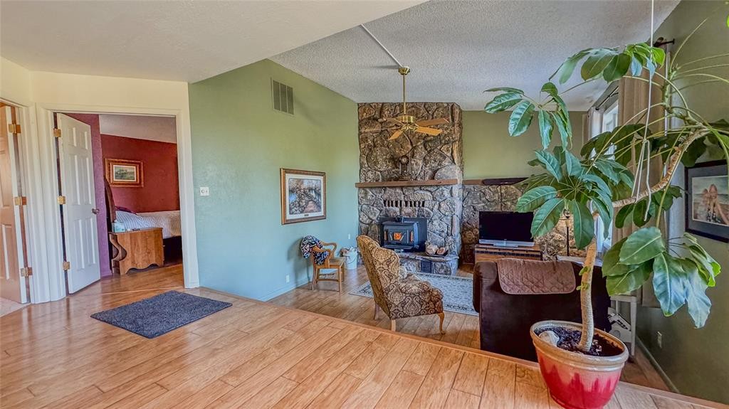 47 Bridle Bit Loop Property Photo 6