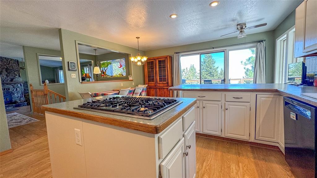 47 Bridle Bit Loop Property Photo 8