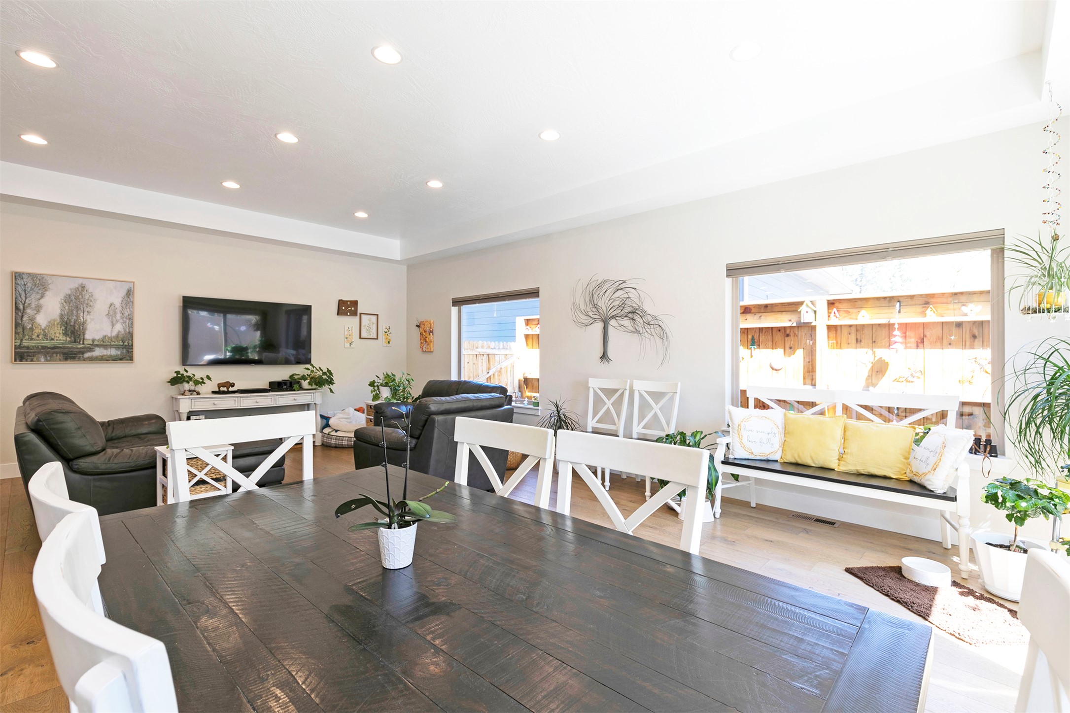 1207 Gilbert Court Property Photo 11