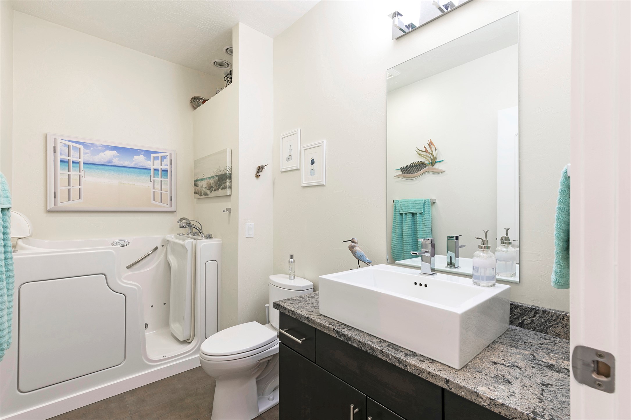 1207 Gilbert Court Property Photo 18
