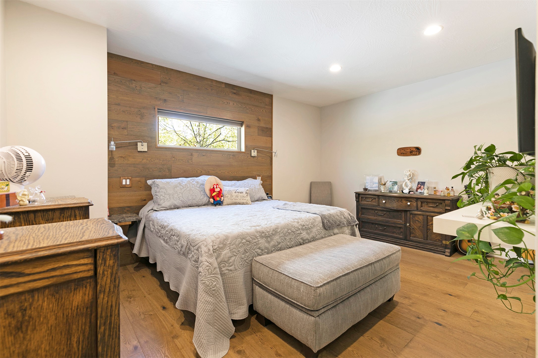 1207 Gilbert Court Property Photo 21