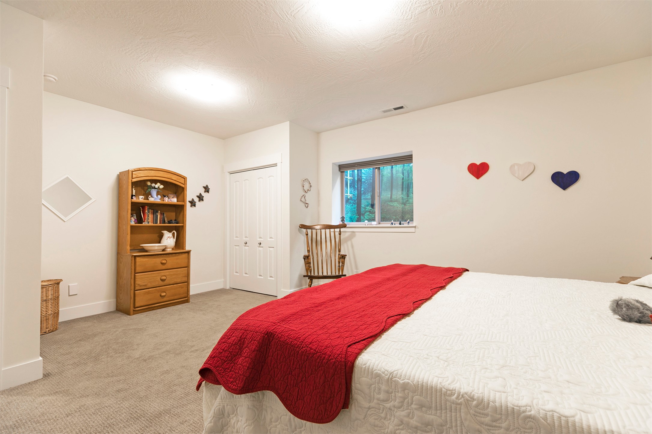1207 Gilbert Court Property Photo 34