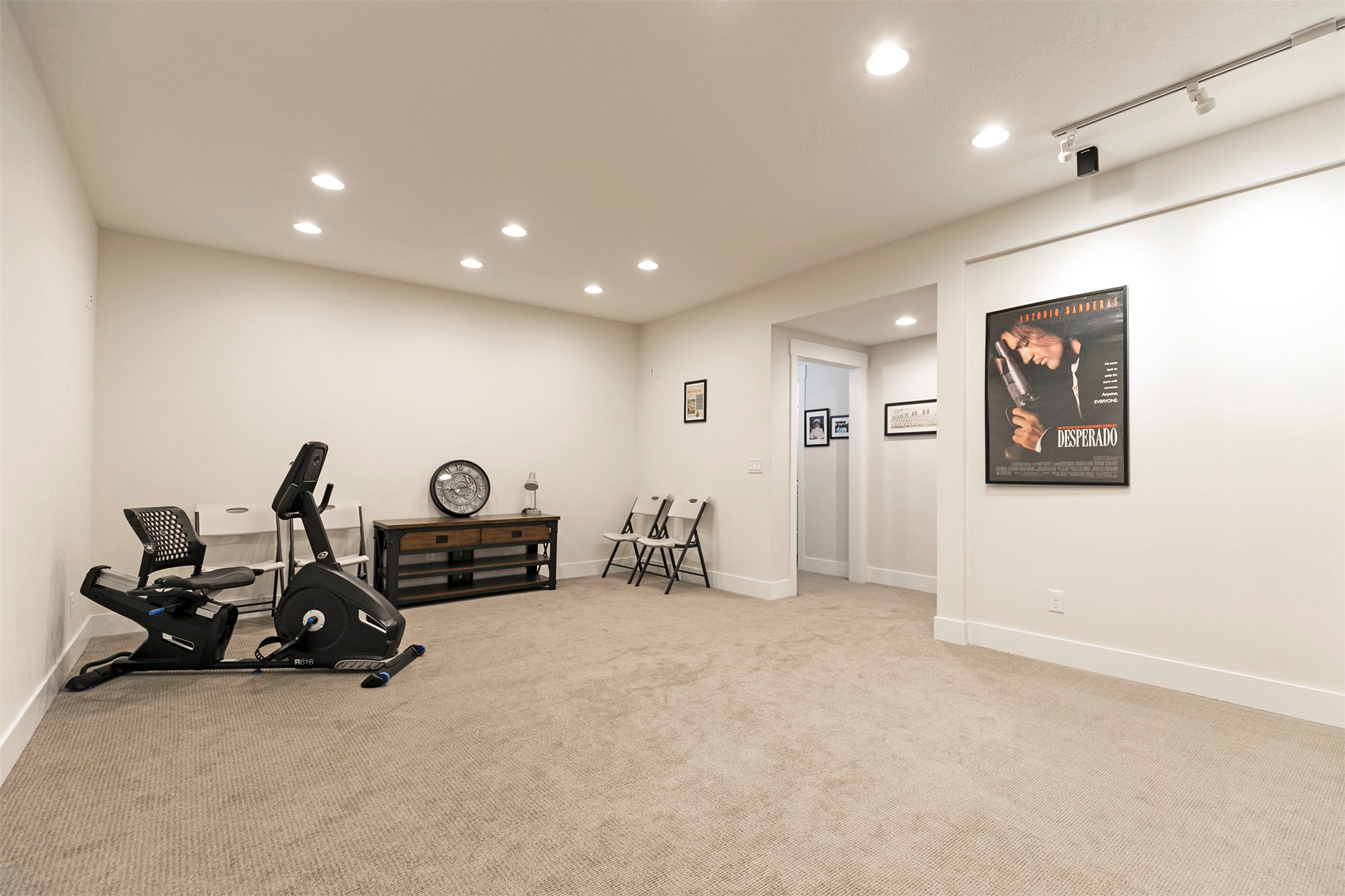 1207 Gilbert Court Property Photo 36