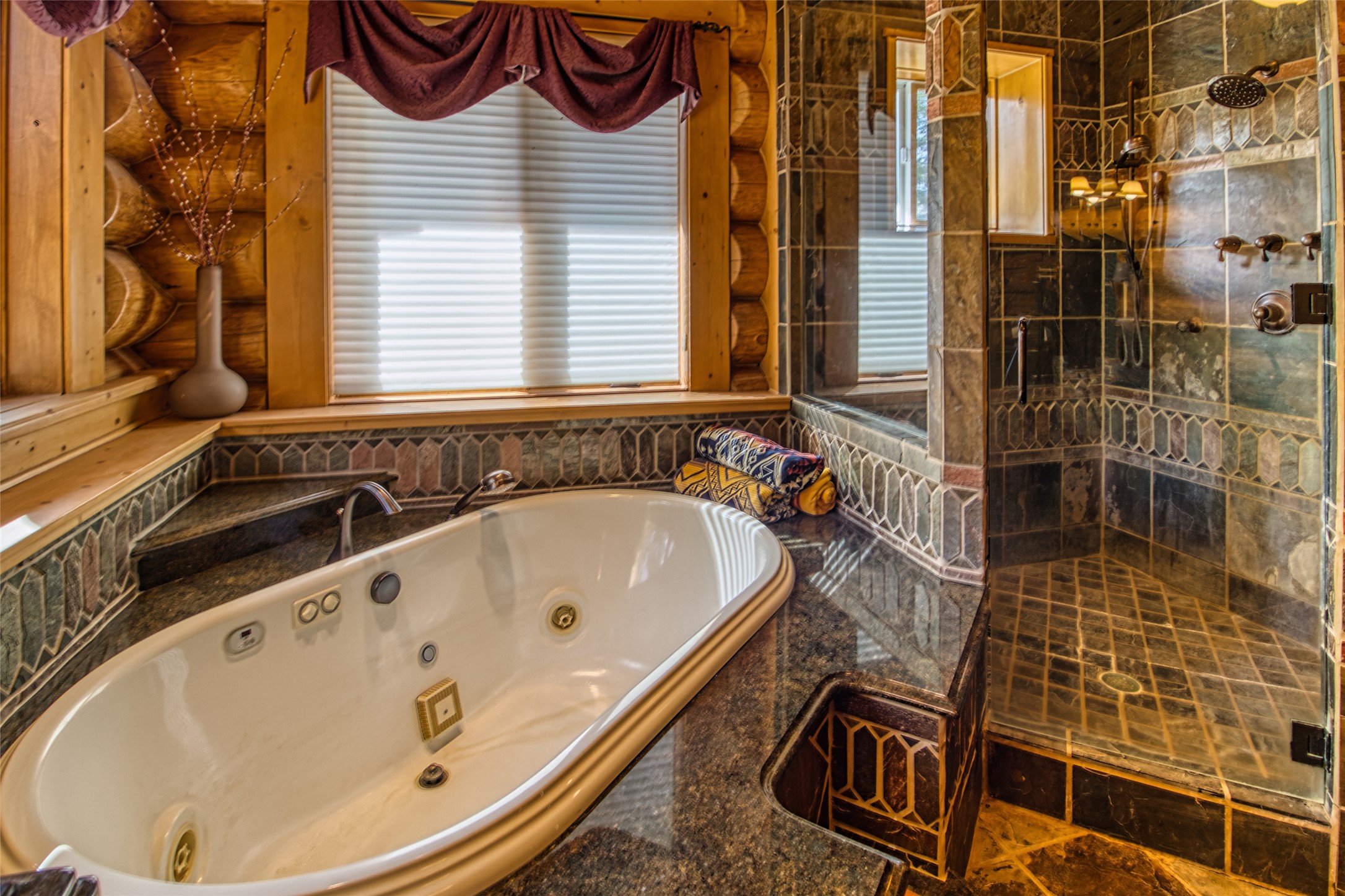 541 Raven Wood Property Photo 44