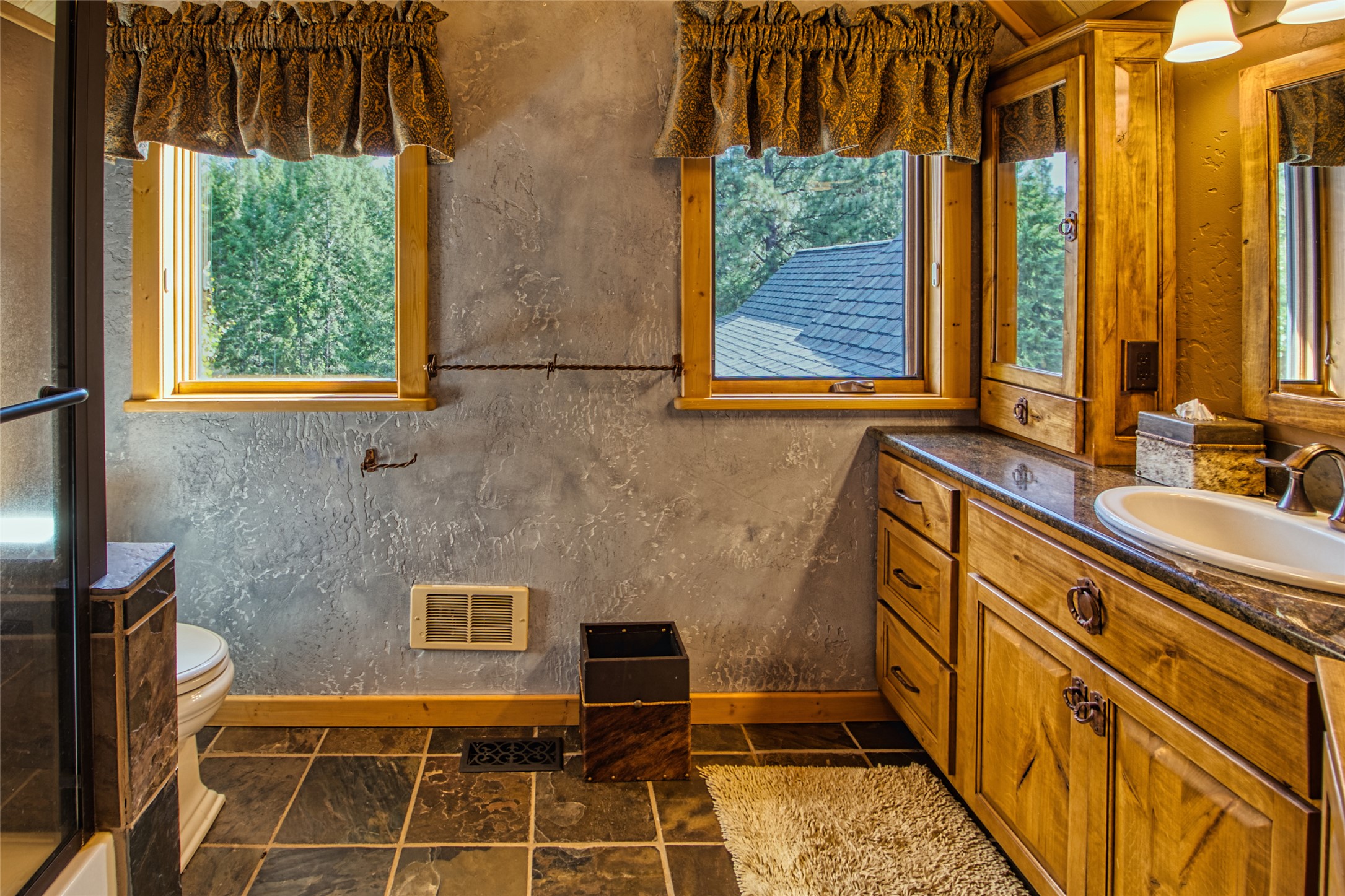 541 Raven Wood Property Photo 55