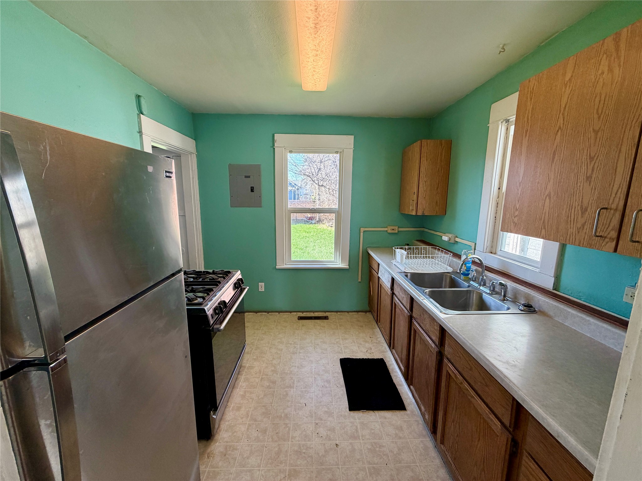 720 8th Avenue S Property Photo 10