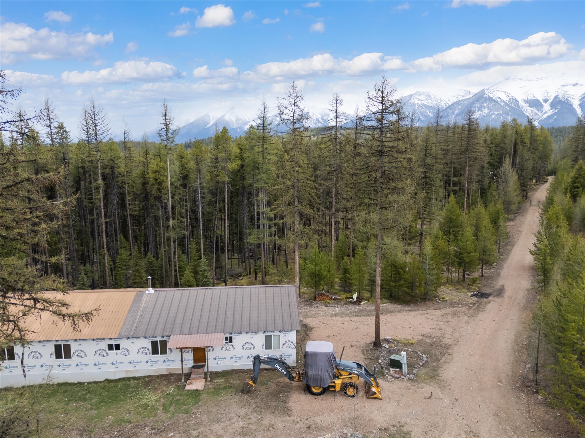1030 Old Barn Road Property Photo 3