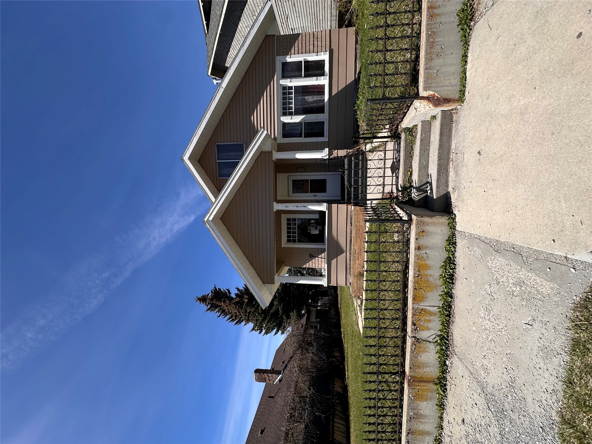 1717 Lowell Avenue Property Photo 1
