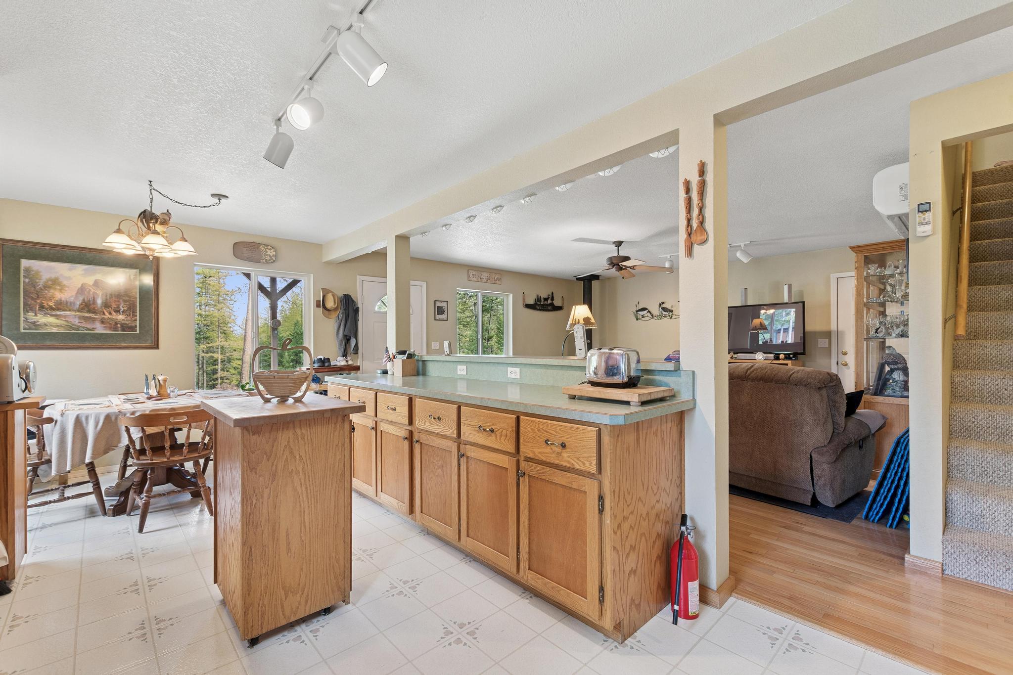 465 Deer Creek Road Property Photo 10