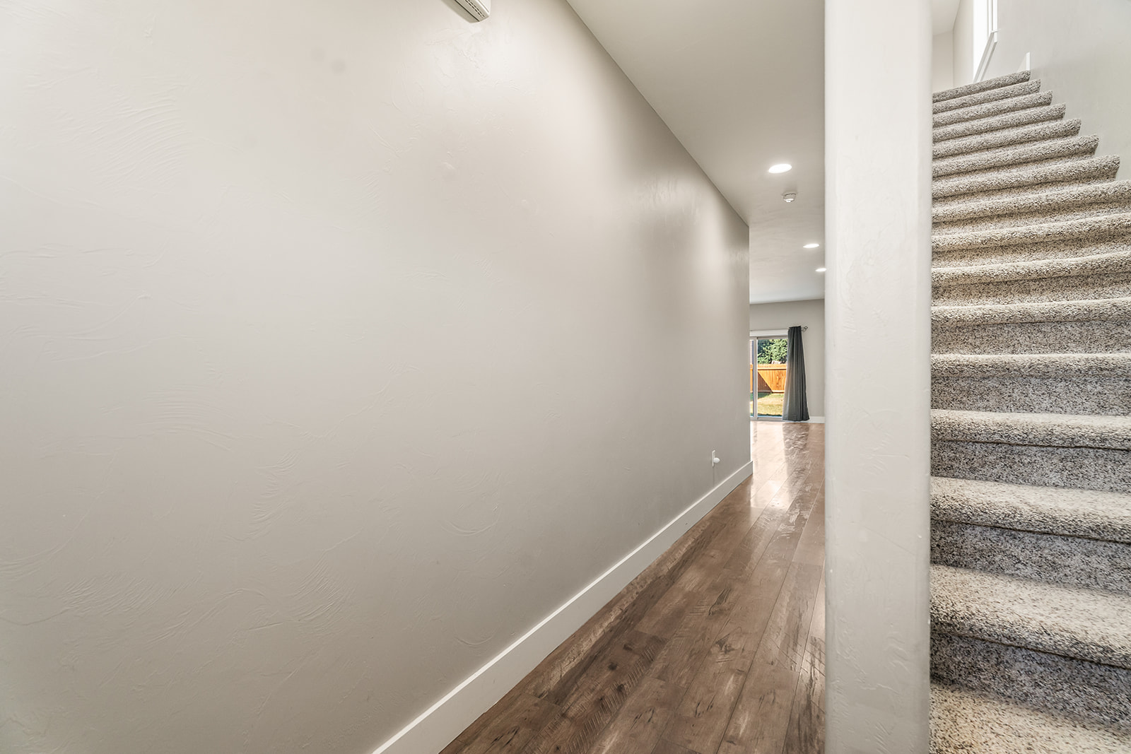 3686 Travertine Way A-b Property Photo 3
