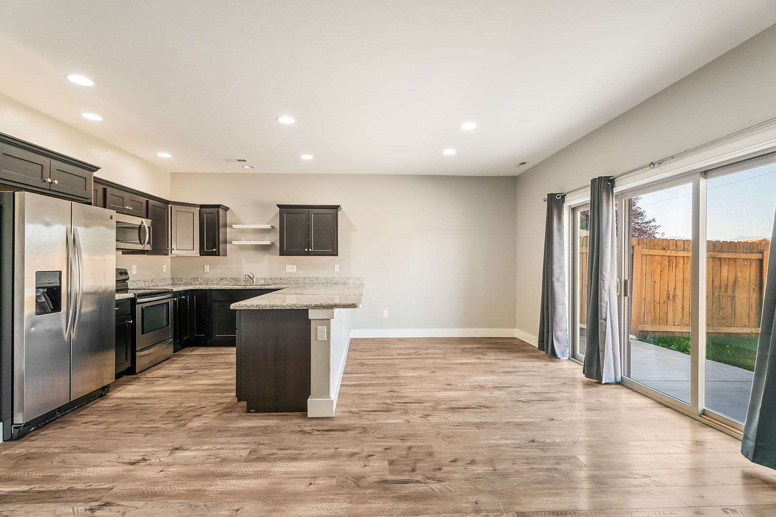 3686 Travertine Way A-b Property Photo 7