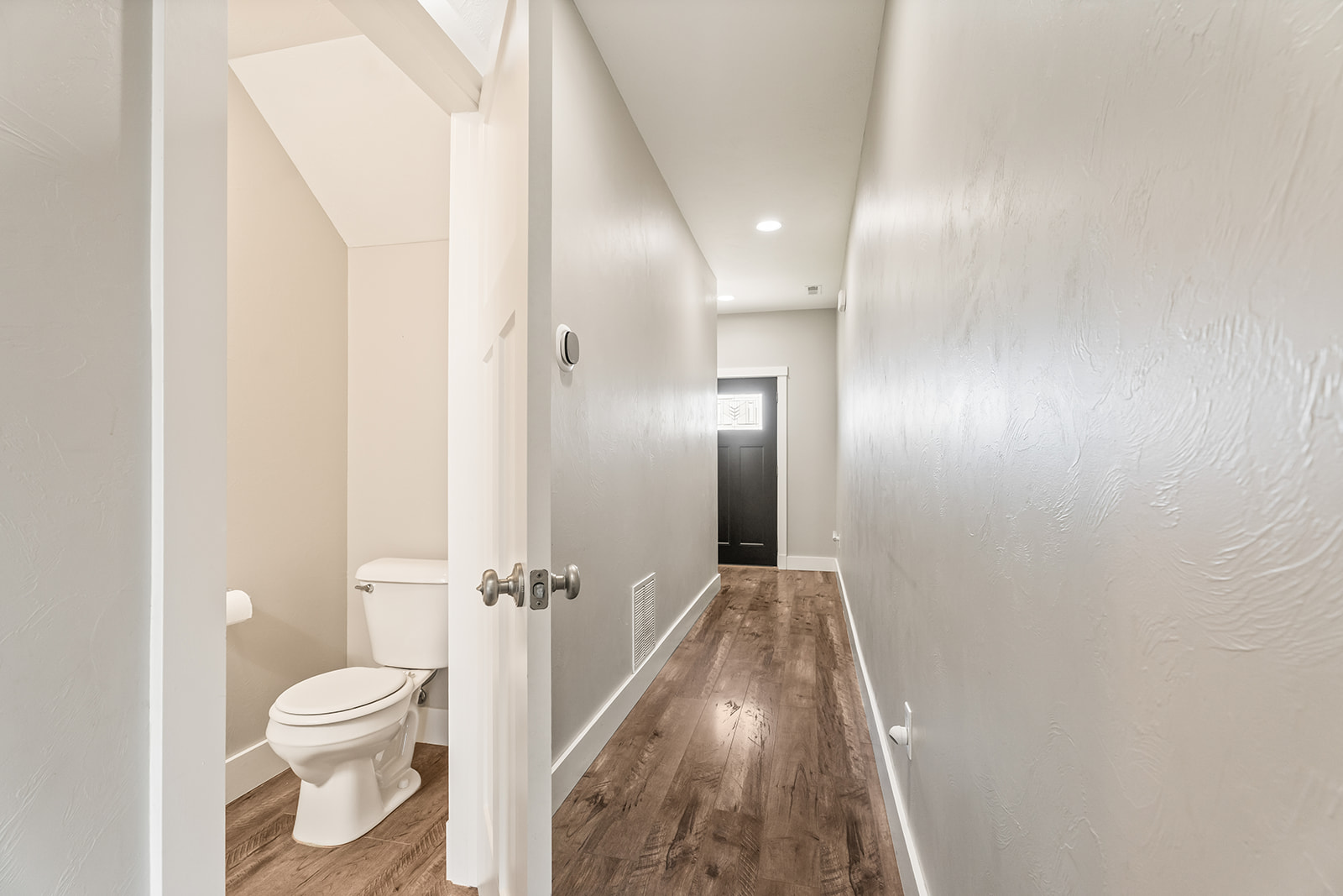 3686 Travertine Way A-b Property Photo 12