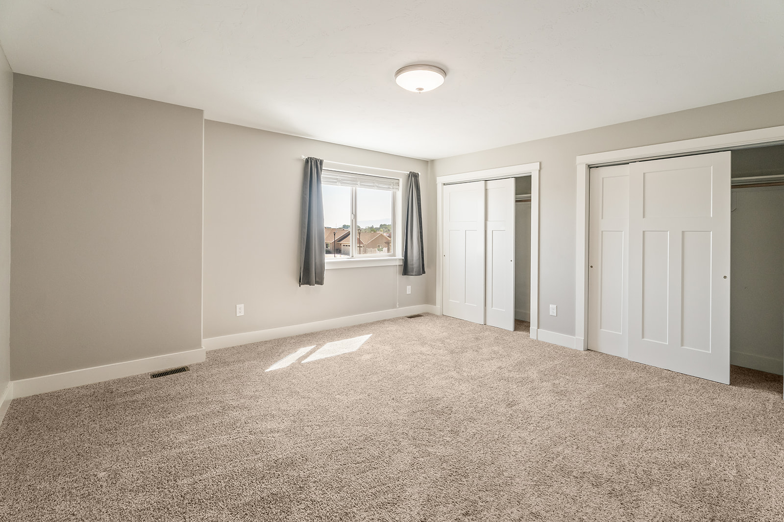 3686 Travertine Way A-b Property Photo 13
