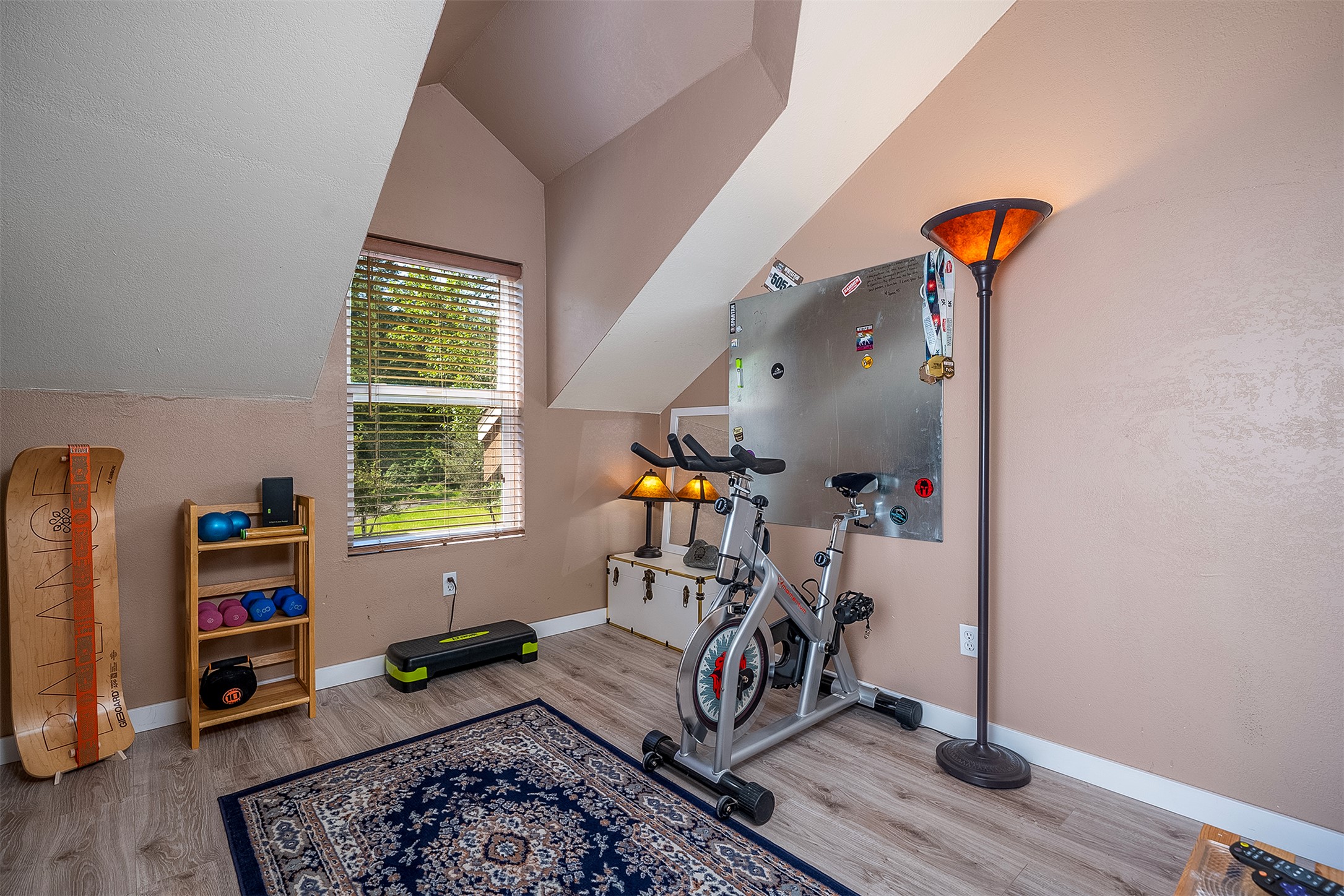 2075 Lion Mountain Loop Road Property Photo 42