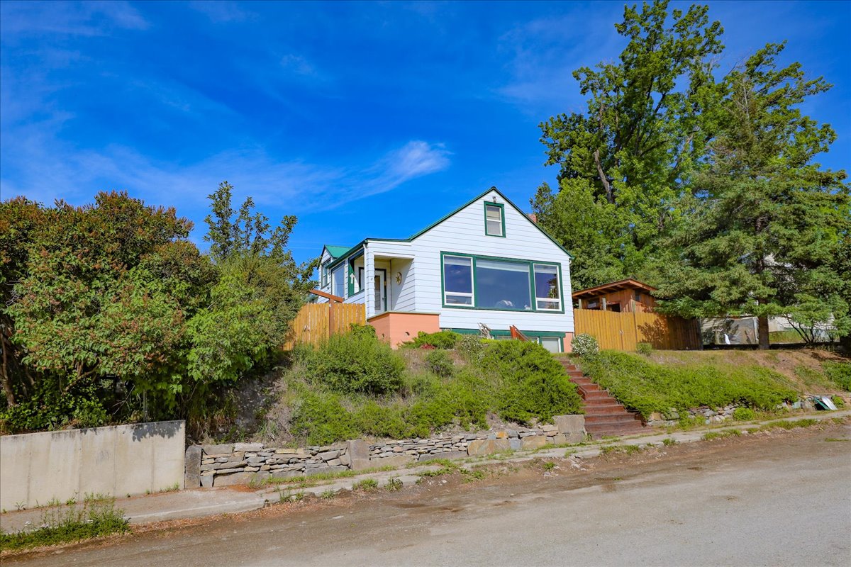 407 1st Avenue W Property Photo 53