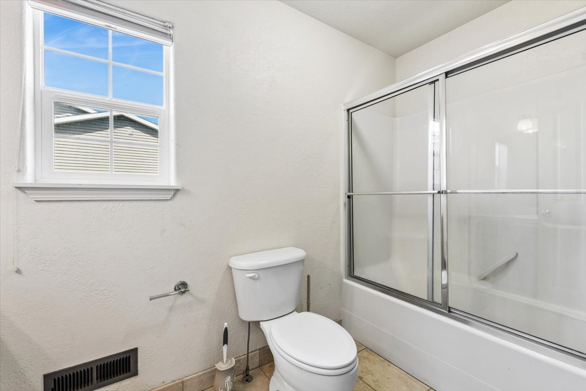 108 Sunrise Terrace D Property Photo 25