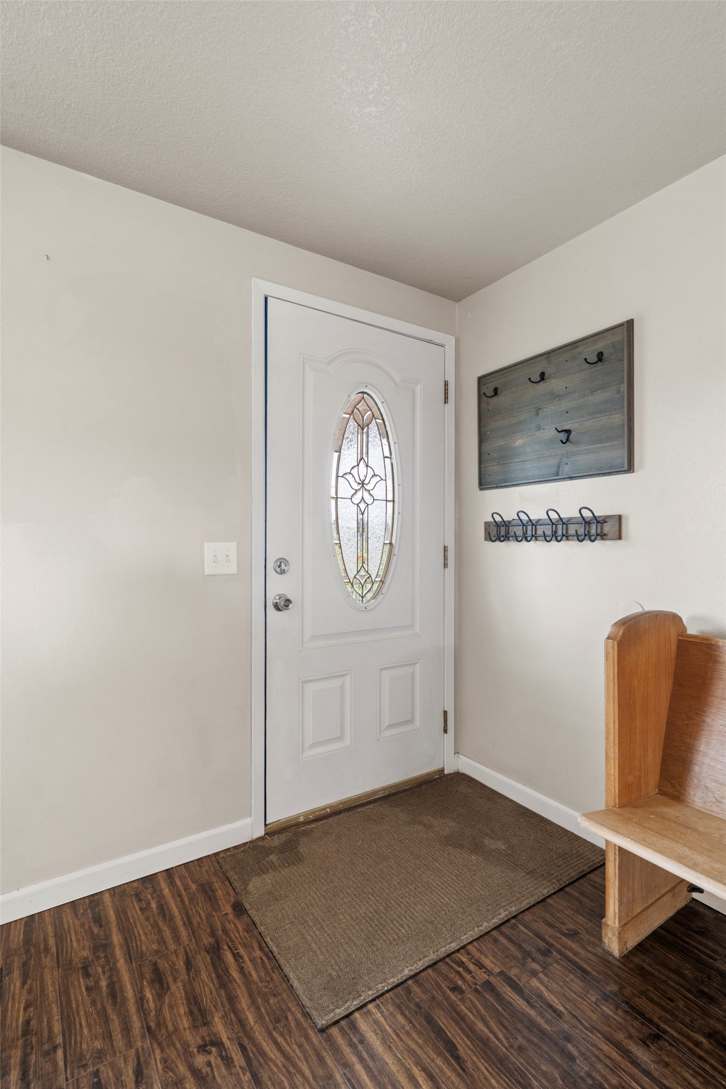 209 4th Street Property Photo 6