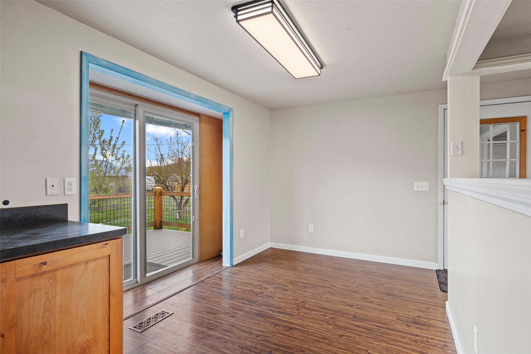 209 4th Street Property Photo 12