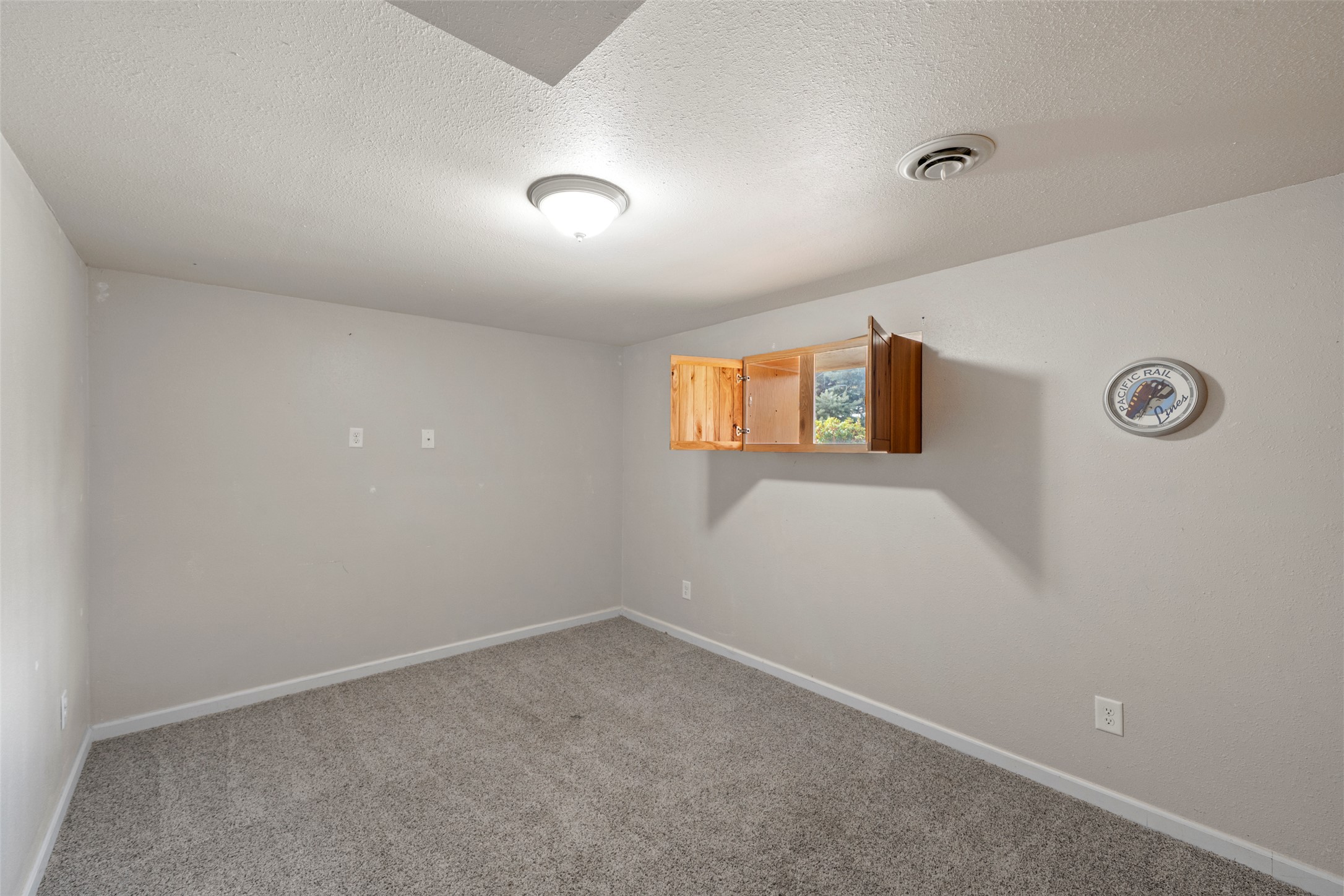 209 4th Street Property Photo 23