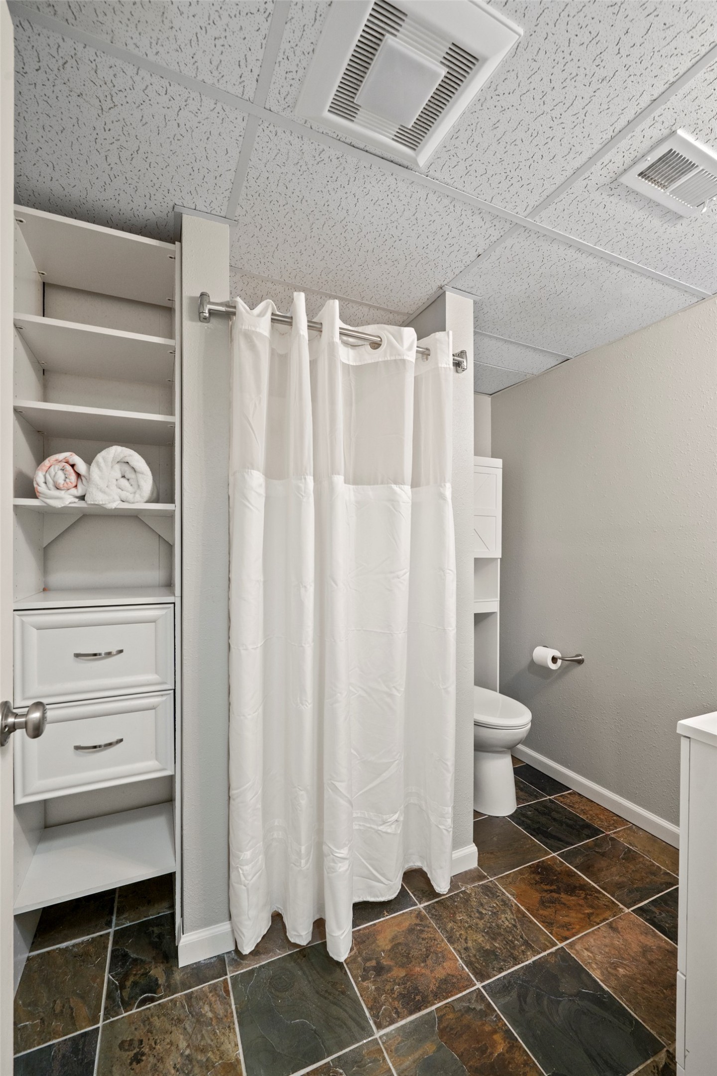 209 4th Street Property Photo 32