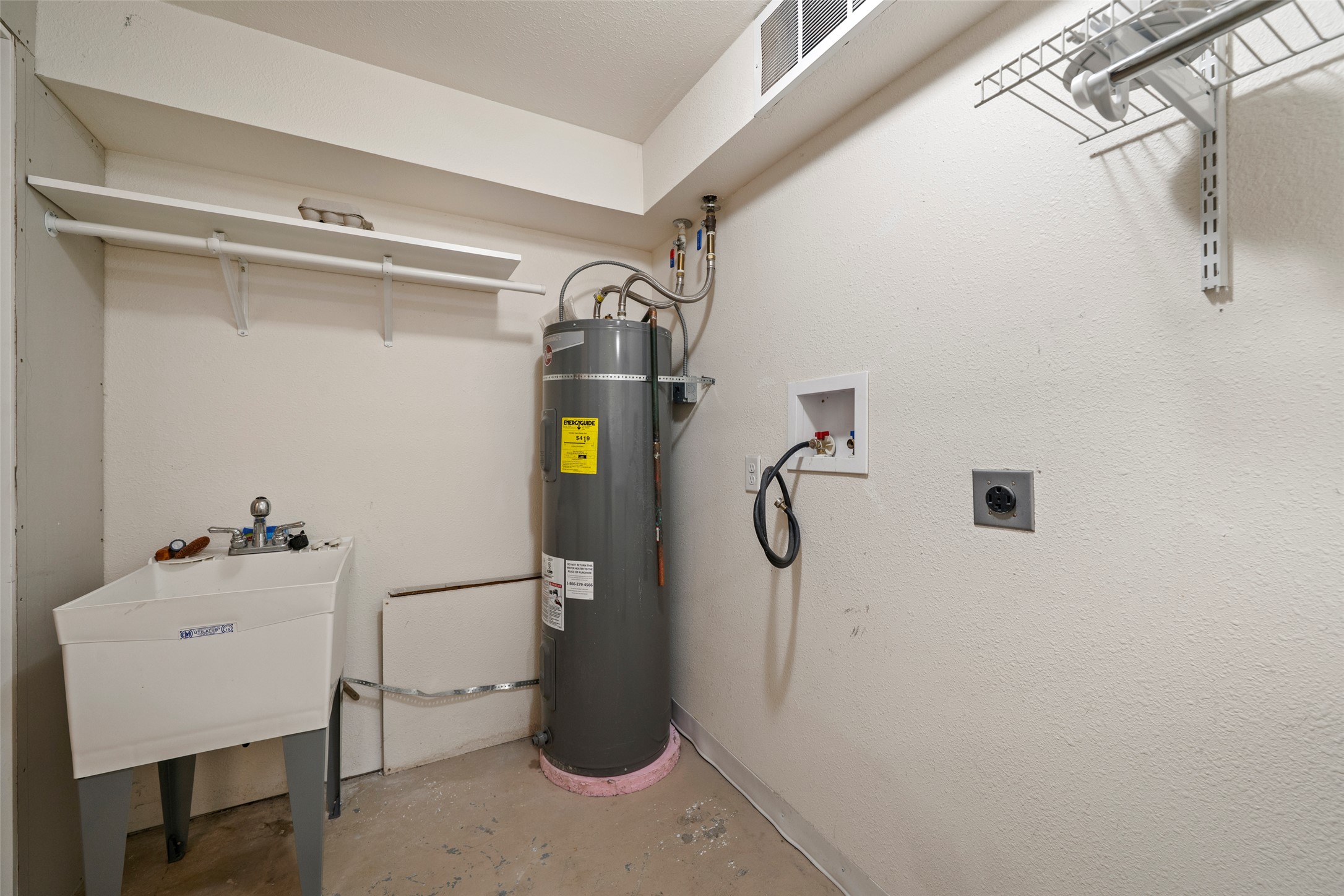 209 4th Street Property Photo 35
