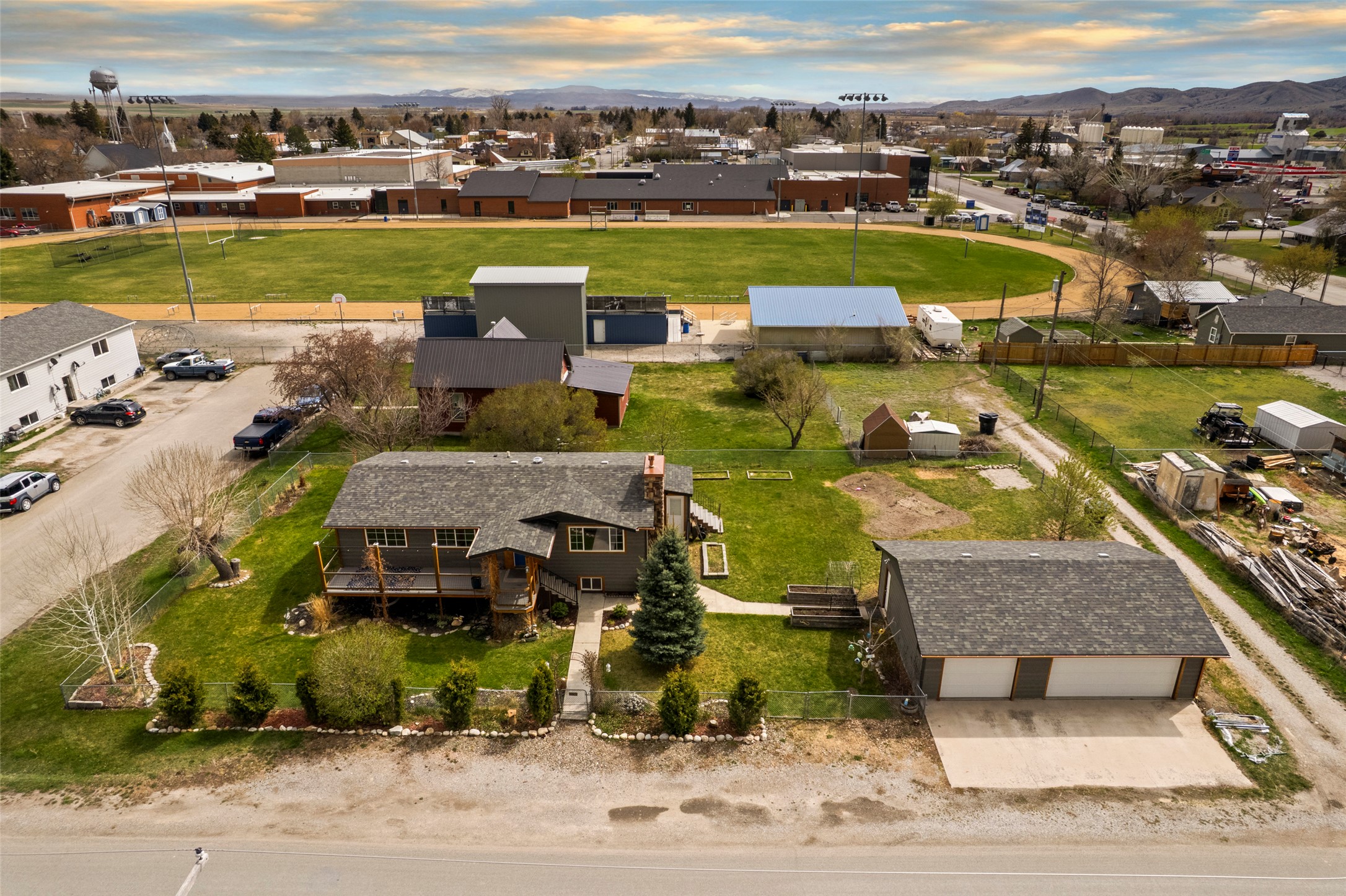 209 4th Street Property Photo 49