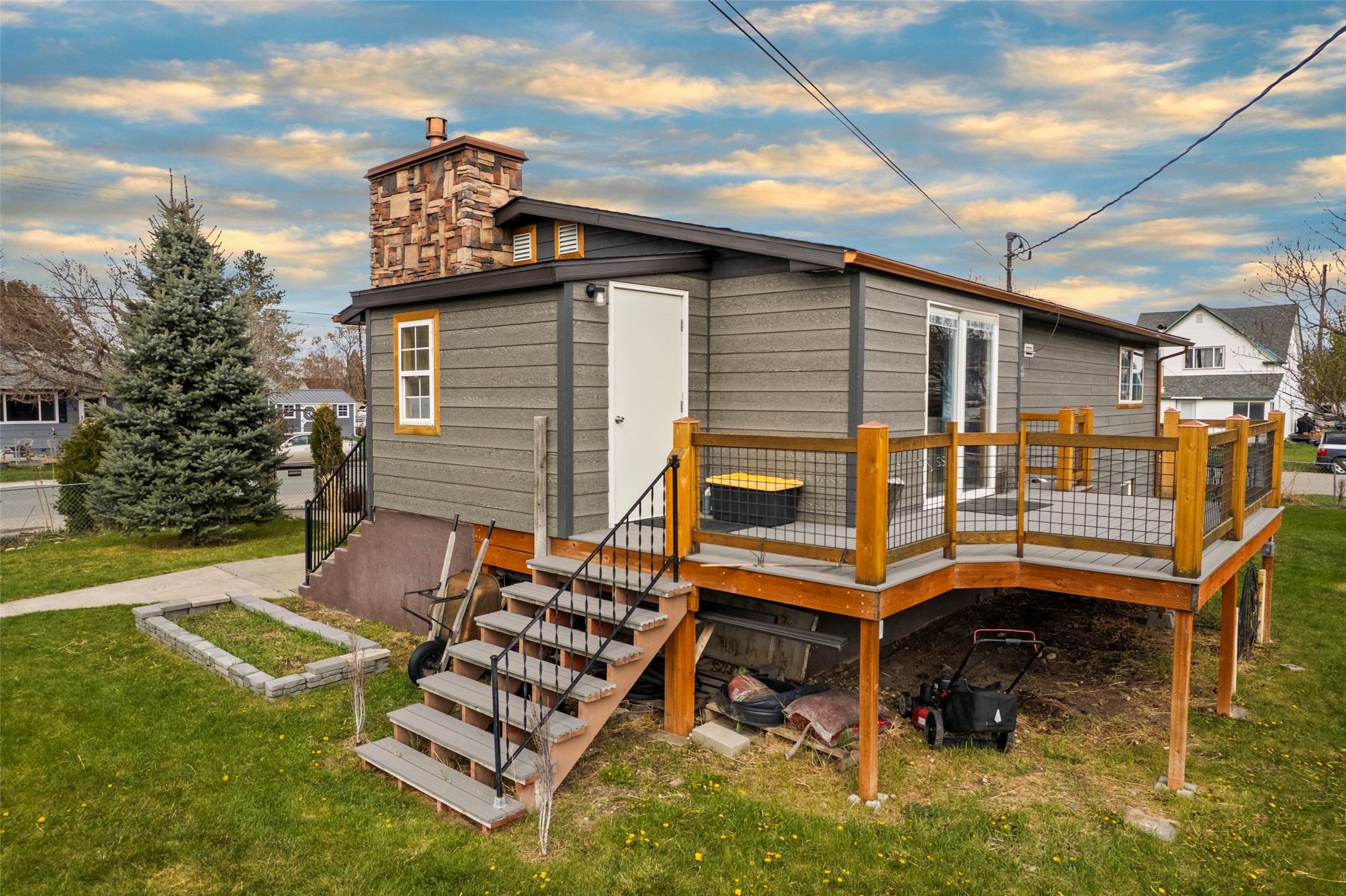 209 4th Street Property Photo 58