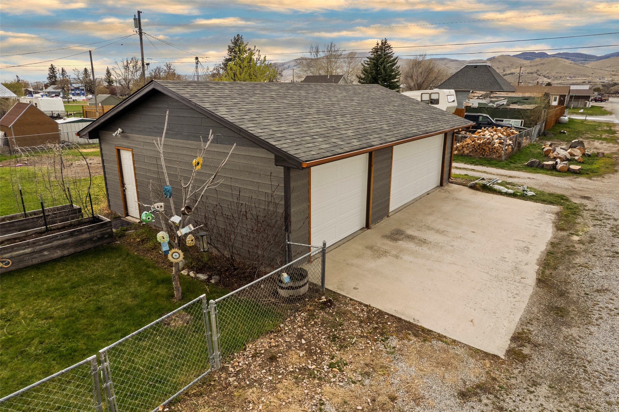 209 4th Street Property Photo 59