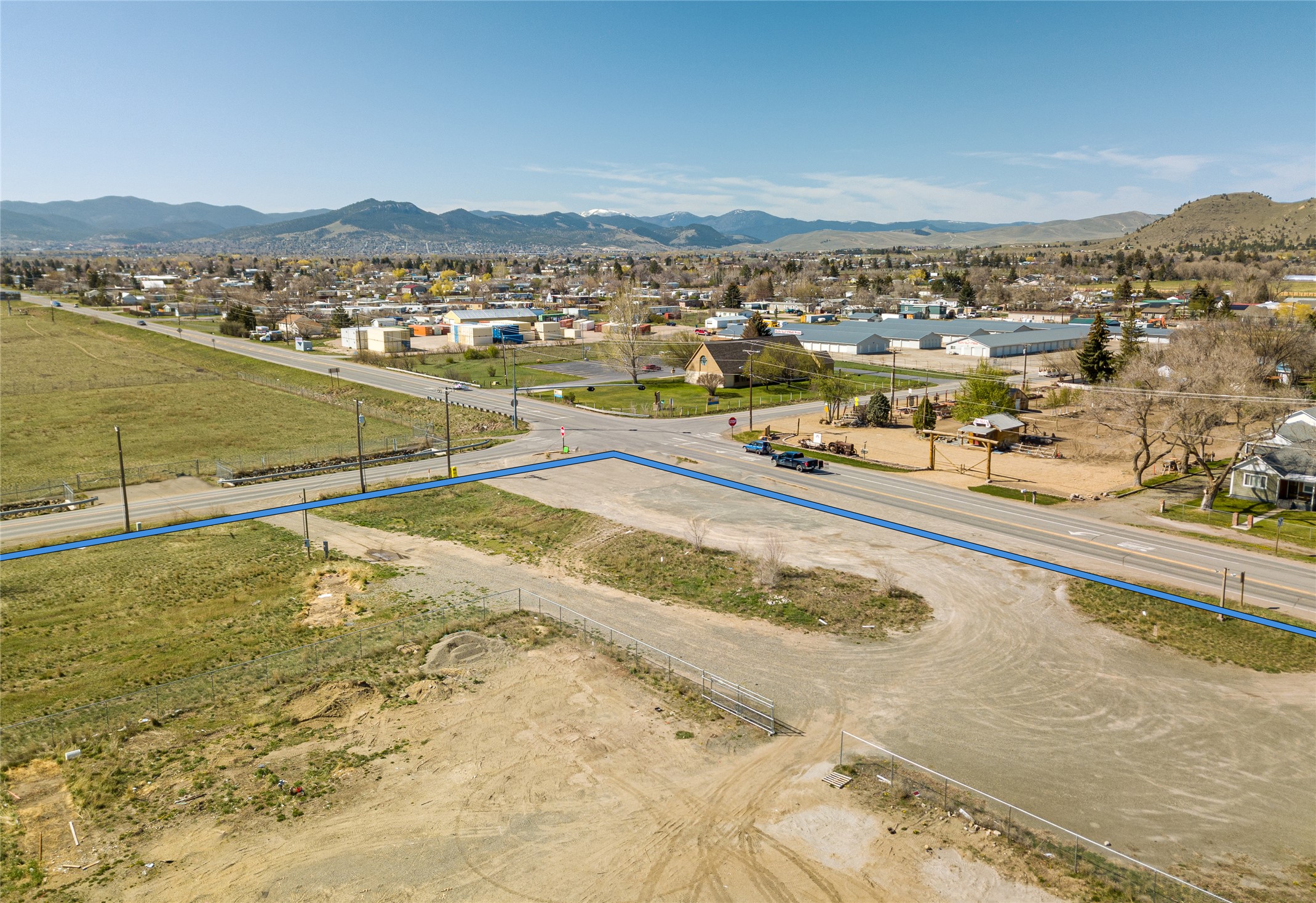 1220 Sierra Road E Property Photo 6