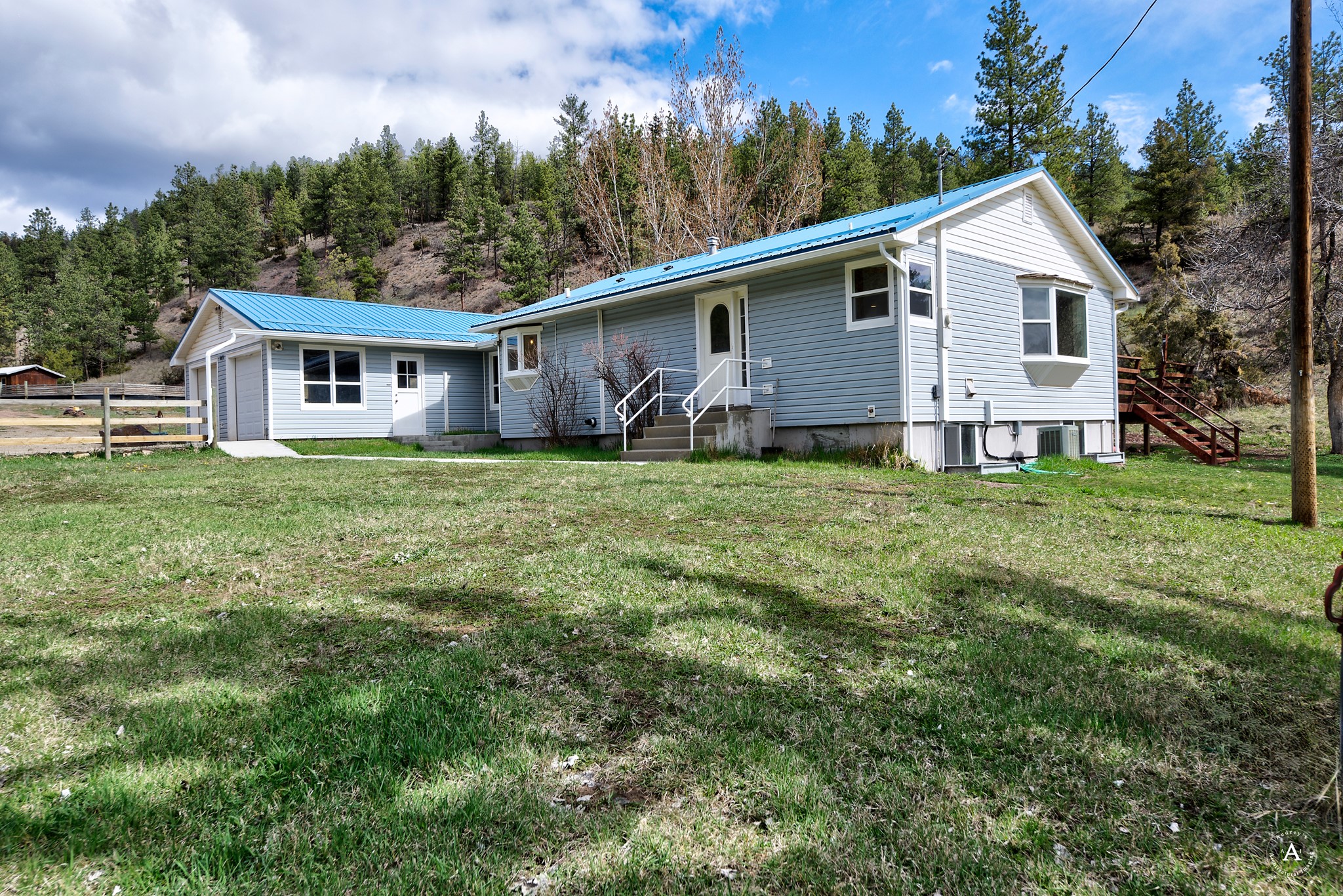 6025 Nelson Road Property Photo 5