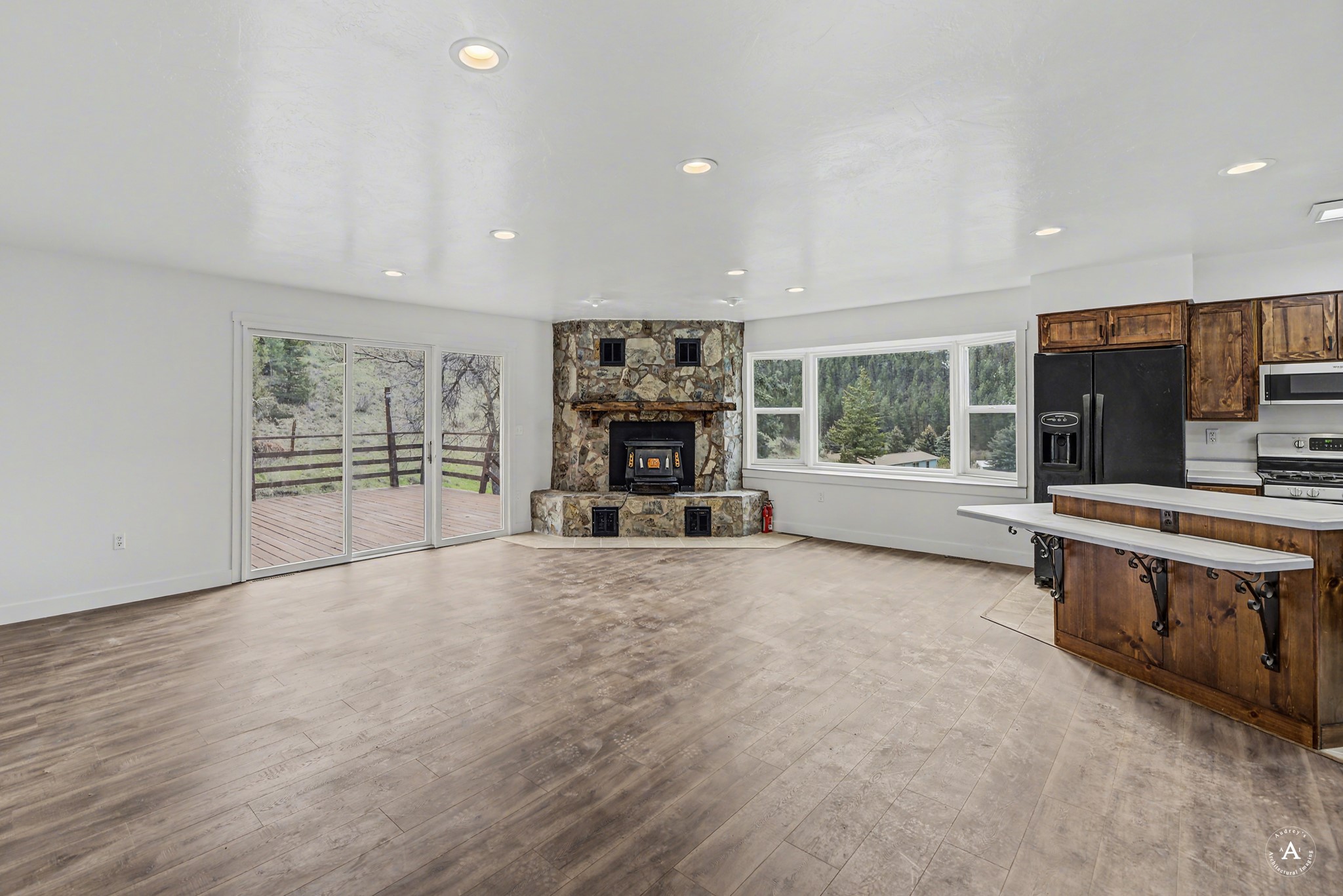 6025 Nelson Road Property Photo 9