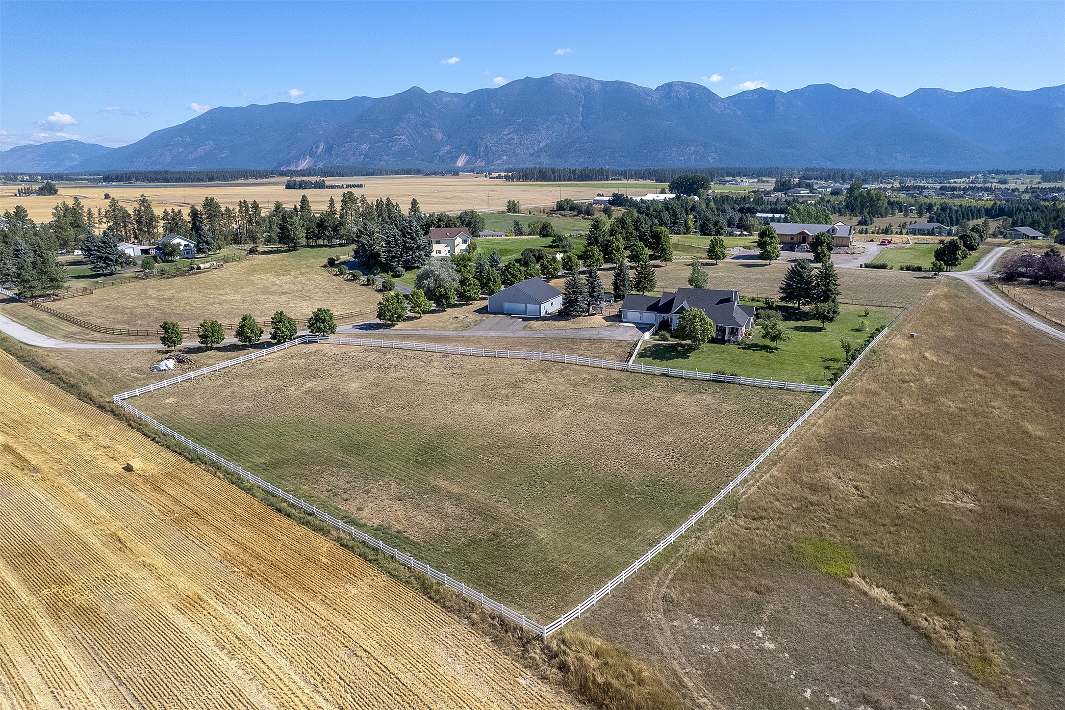 216 Moonlight Trail Property Photo 43